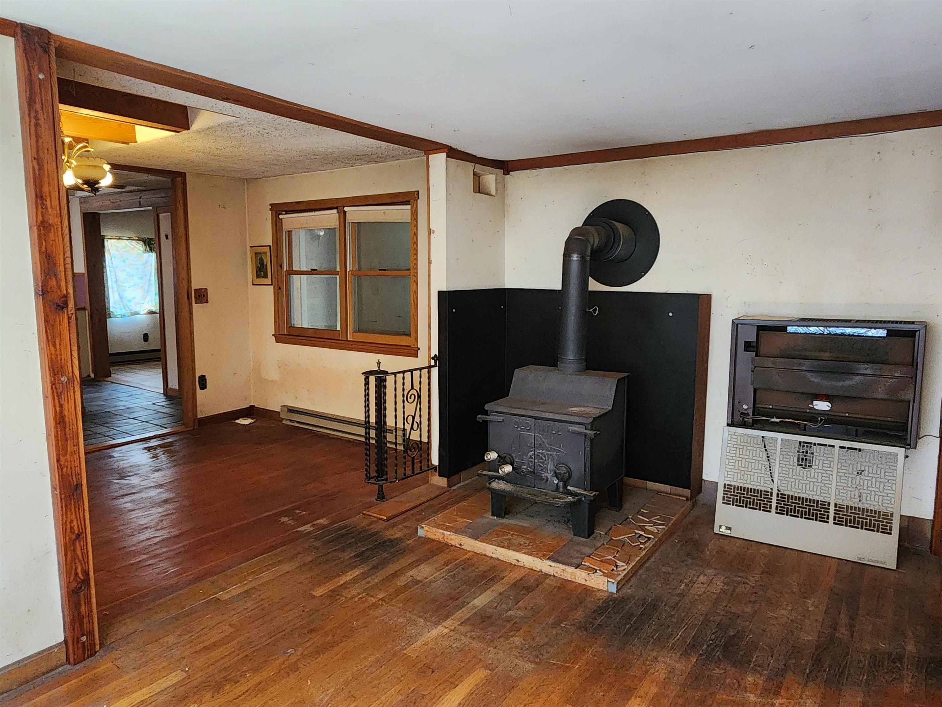 Wood Stove 25993779
