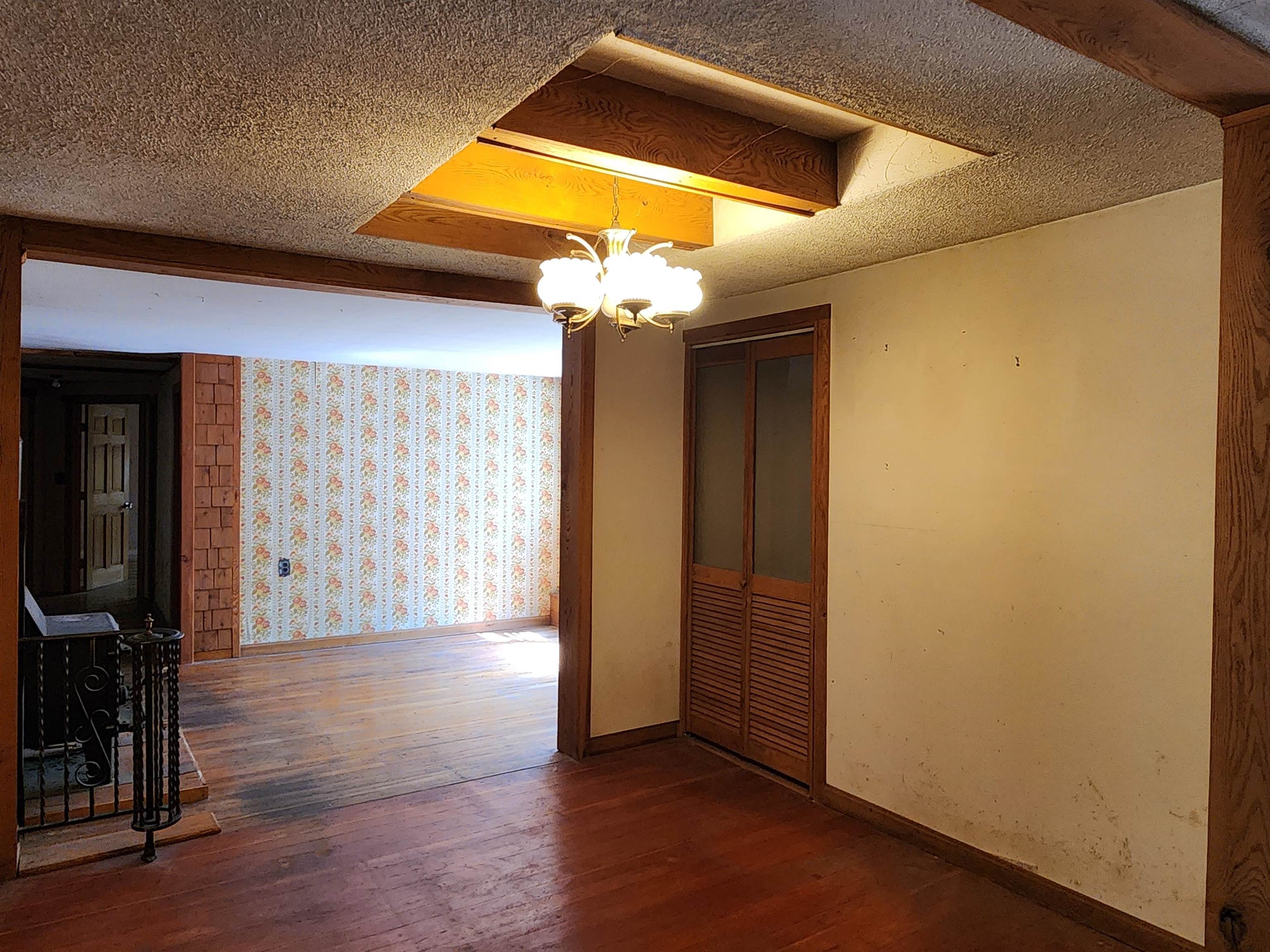 Dining room 25993776