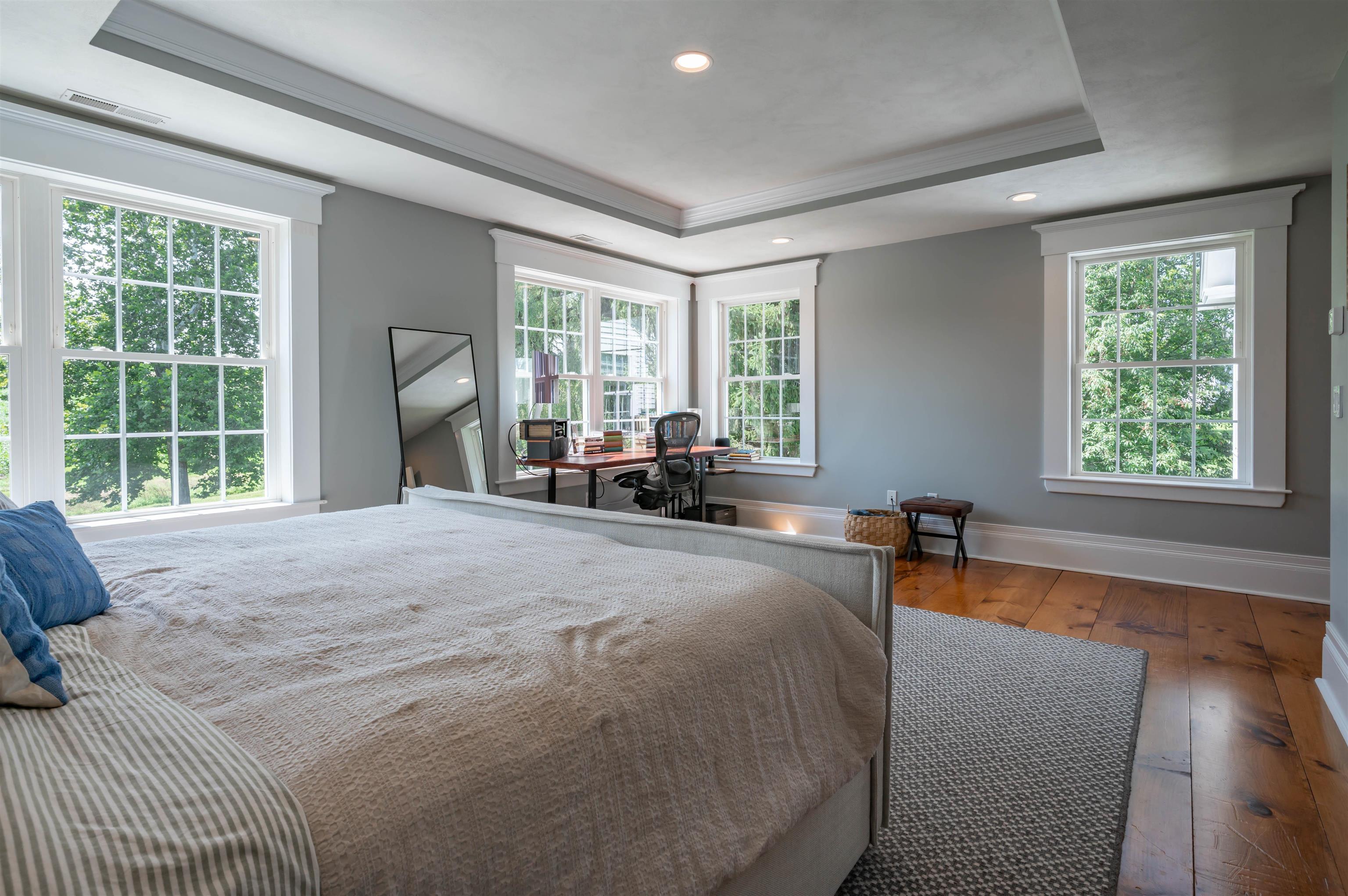 208 Silver Lake Rd, Hollis, NH 03049