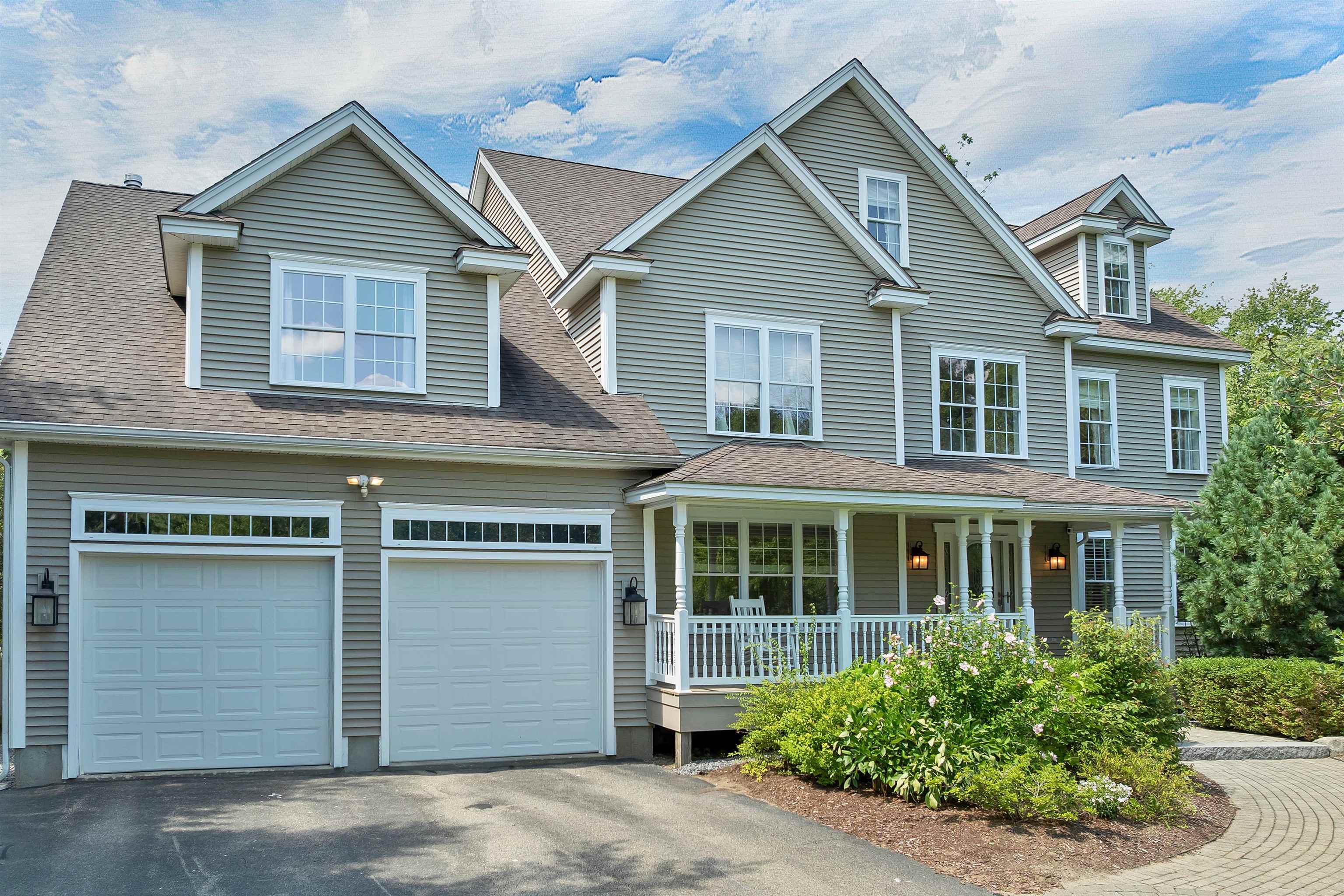 7 Hoyt Pond Rd, Madbury, NH 03820