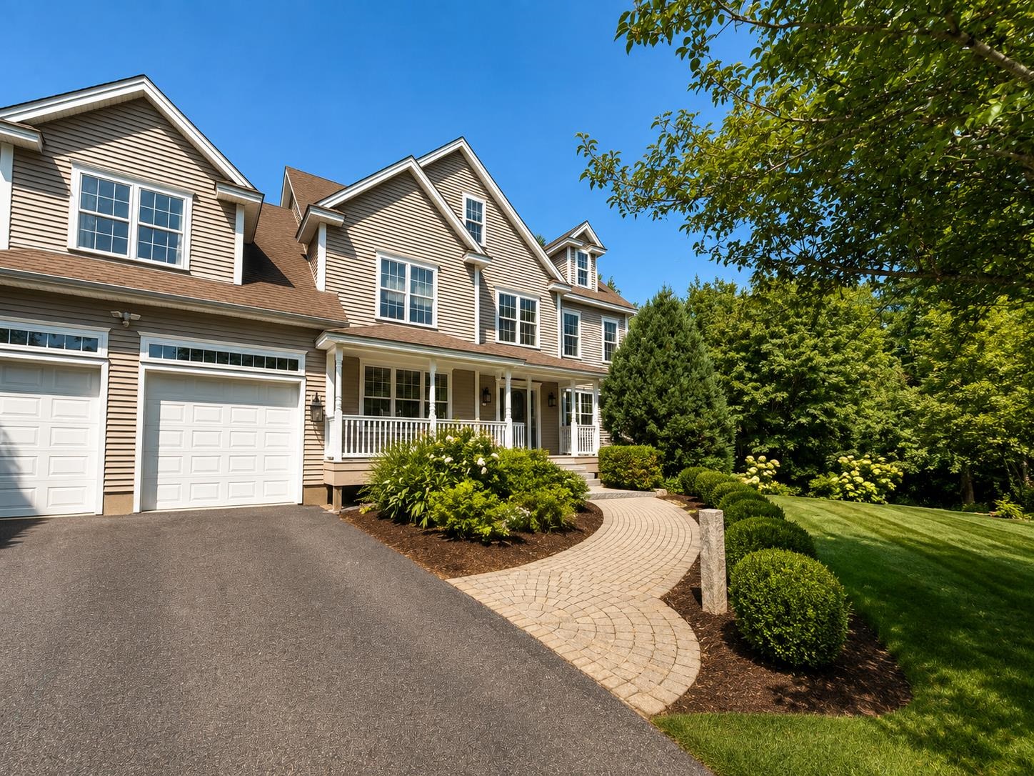 7 Hoyt Pond Rd, Madbury, NH 03820