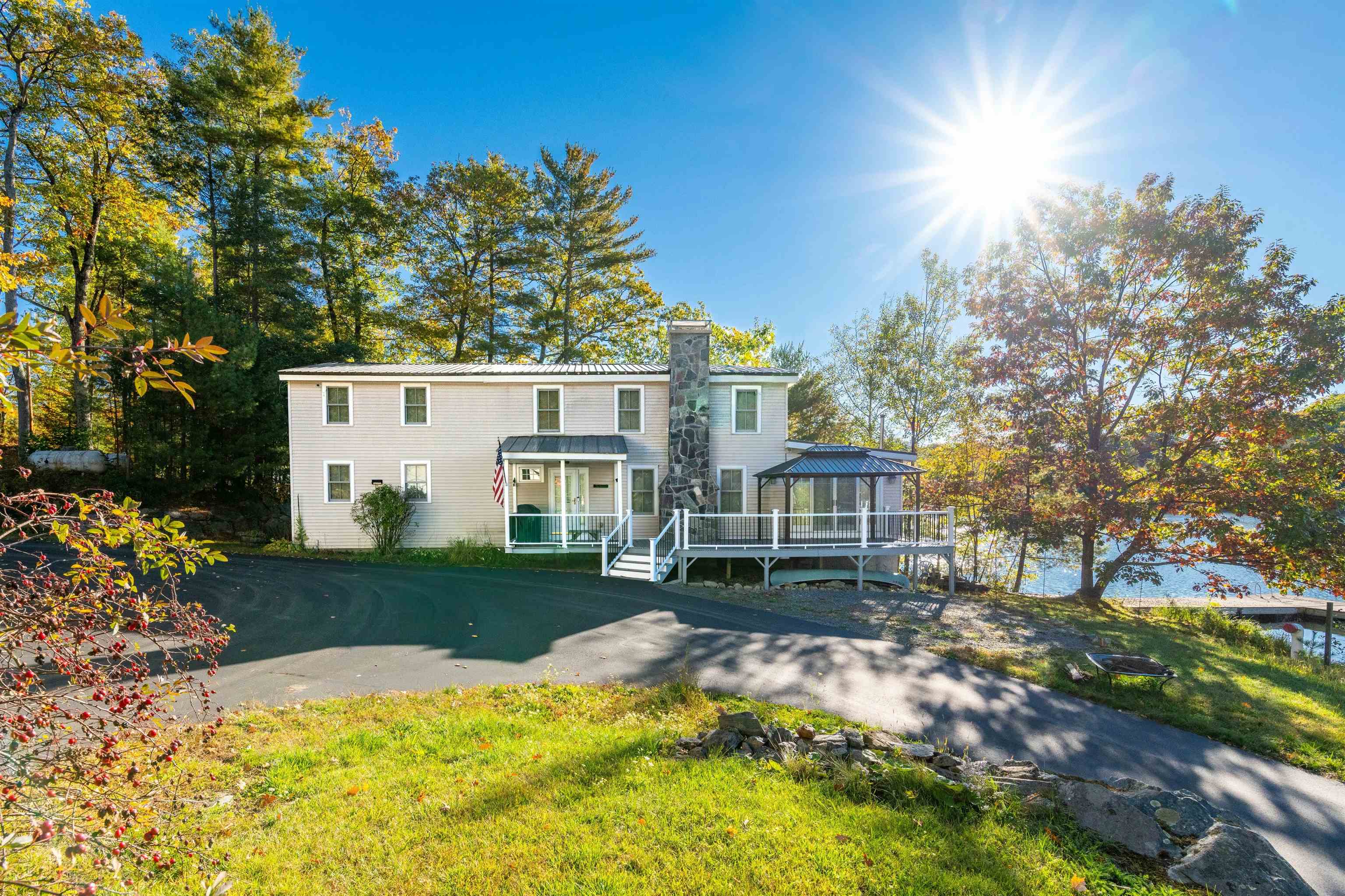 10 Hummingbird Ln, Bath, NH 03740