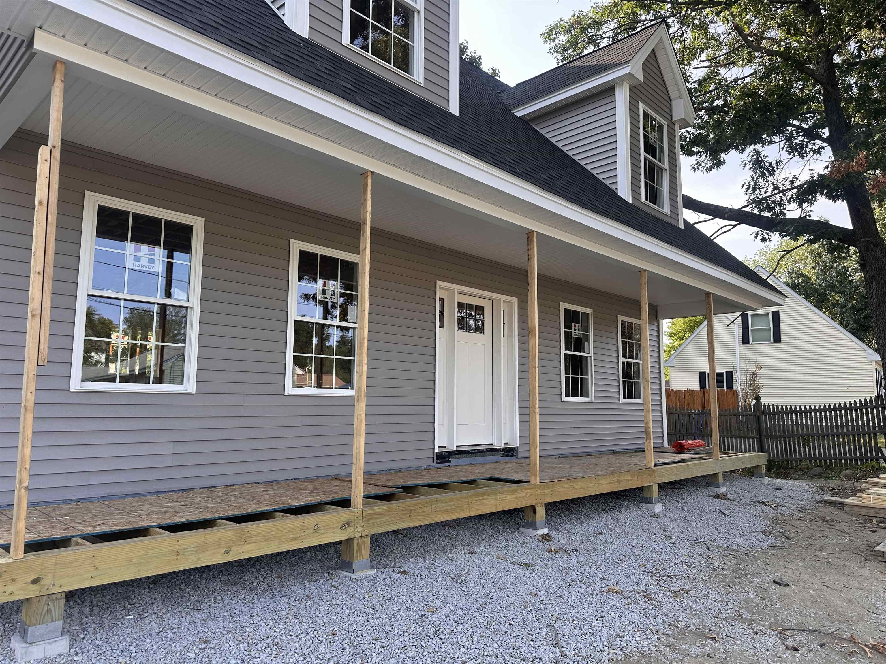 59 Murphy St, Manchester, NH 03103
