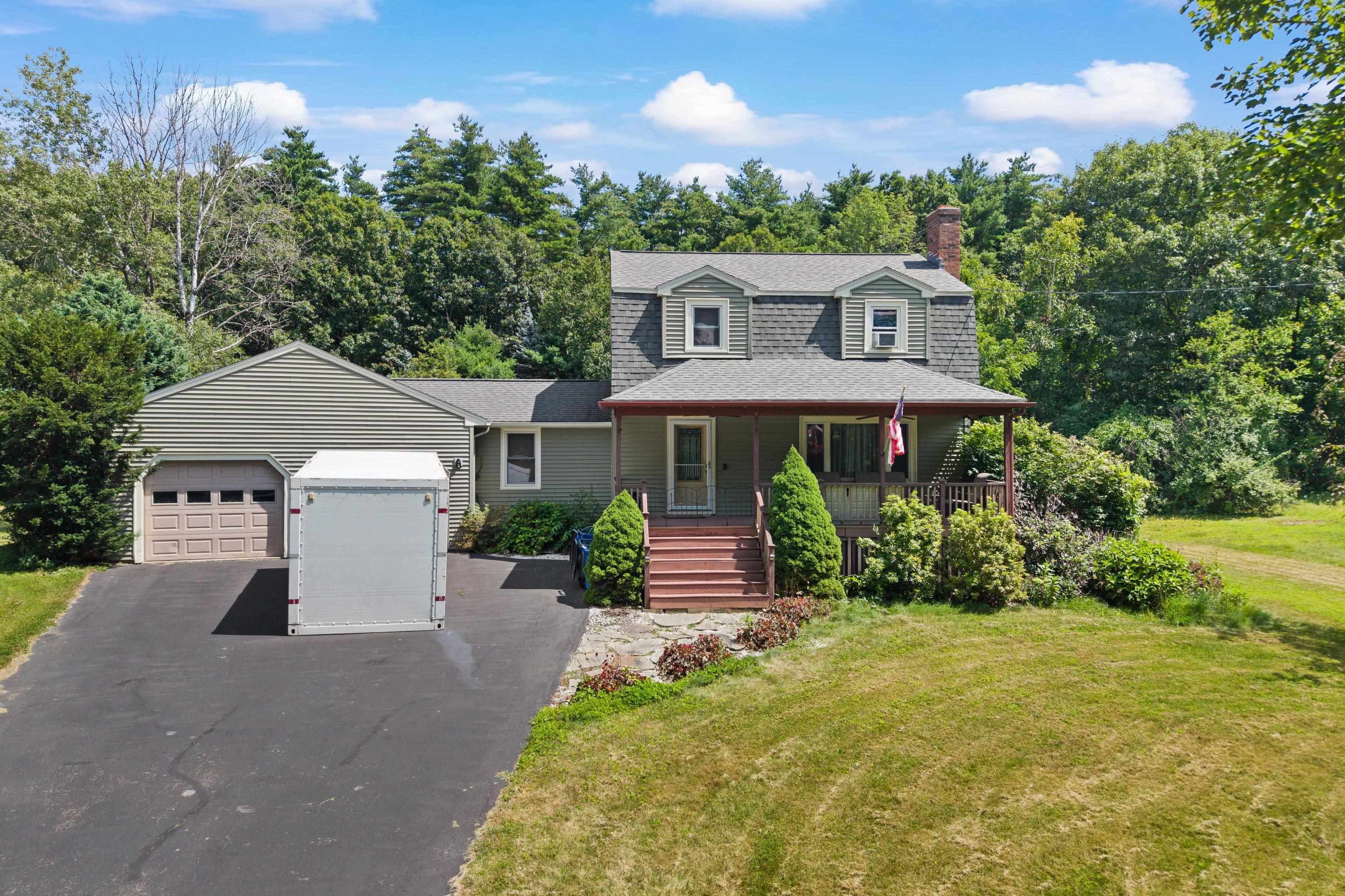 4 Homestead Dr, Derry, NH 03038