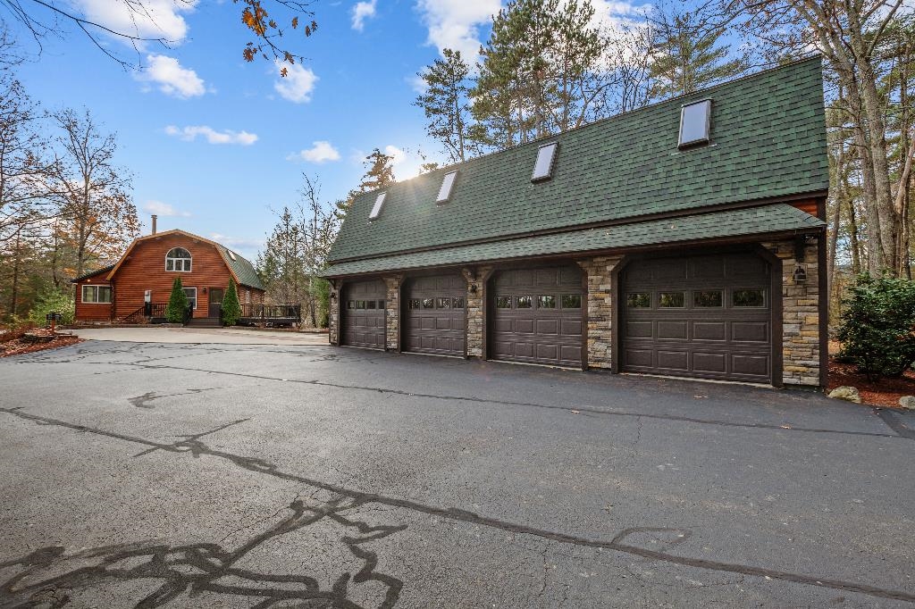 86 Smith Point Rd, Alton, NH 03810
