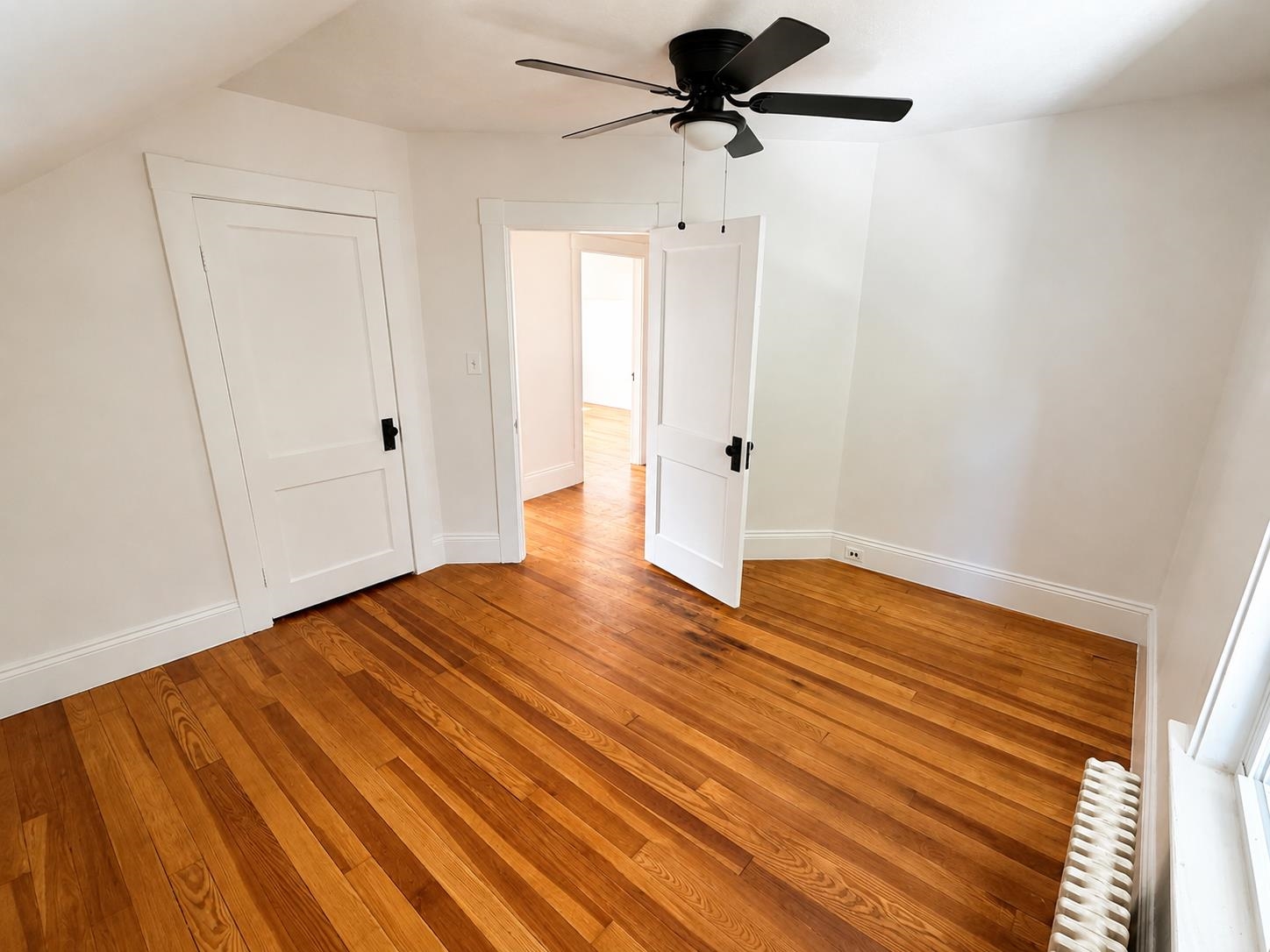 43 Hosley St, Manchester, NH 03103