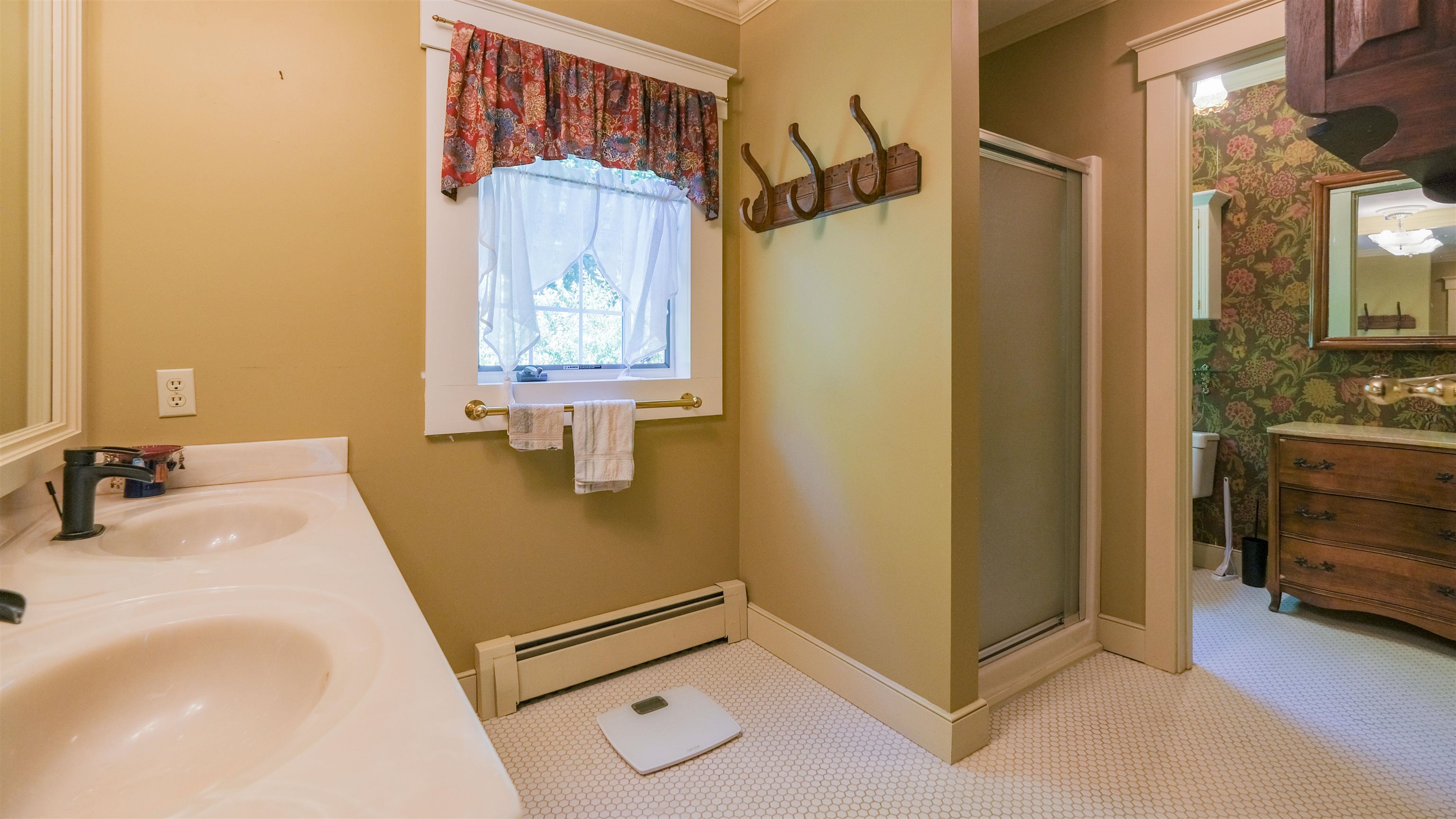 Primary Ensuite