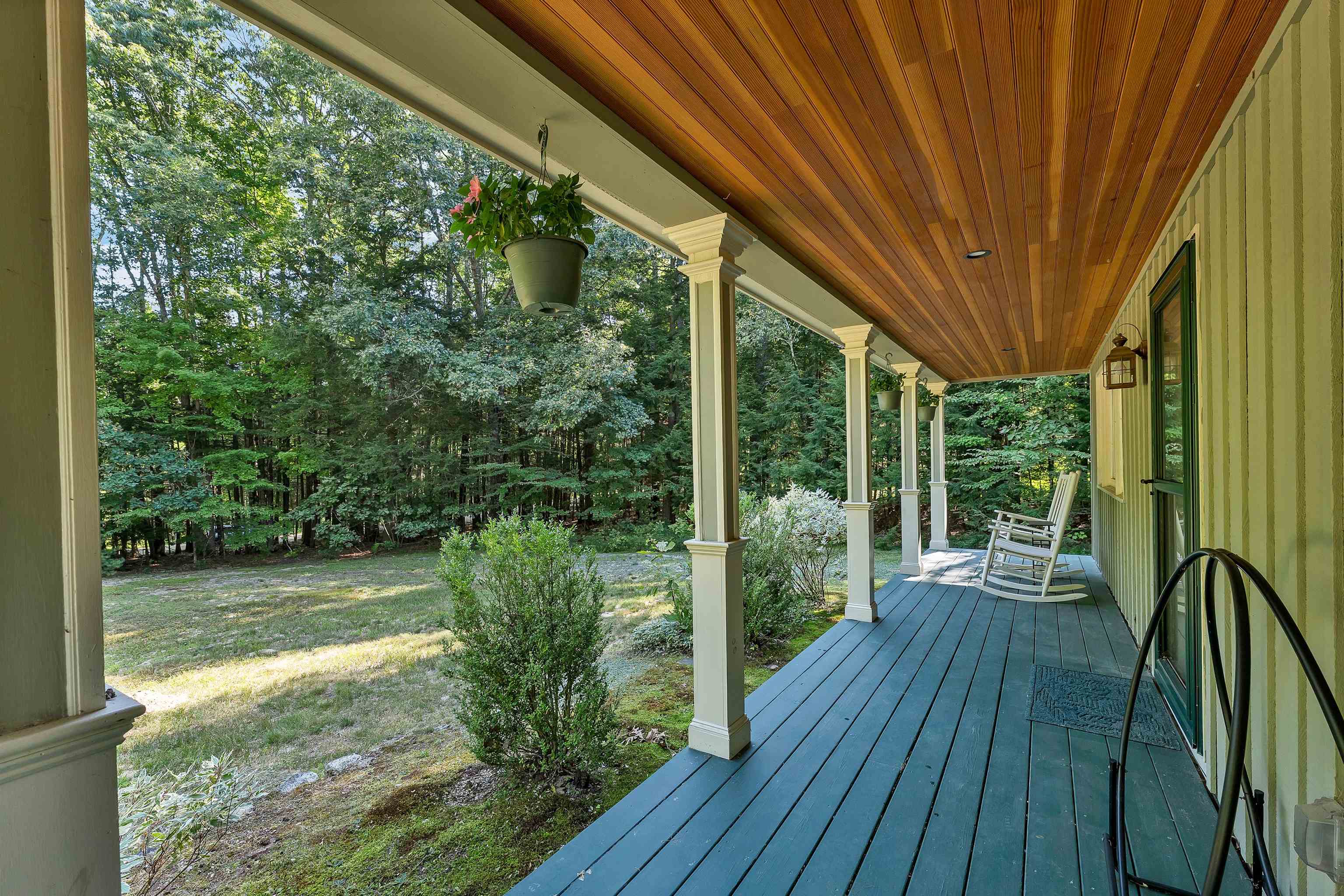 82 Greenes Basin Rd, Moultonborough, NH 03254