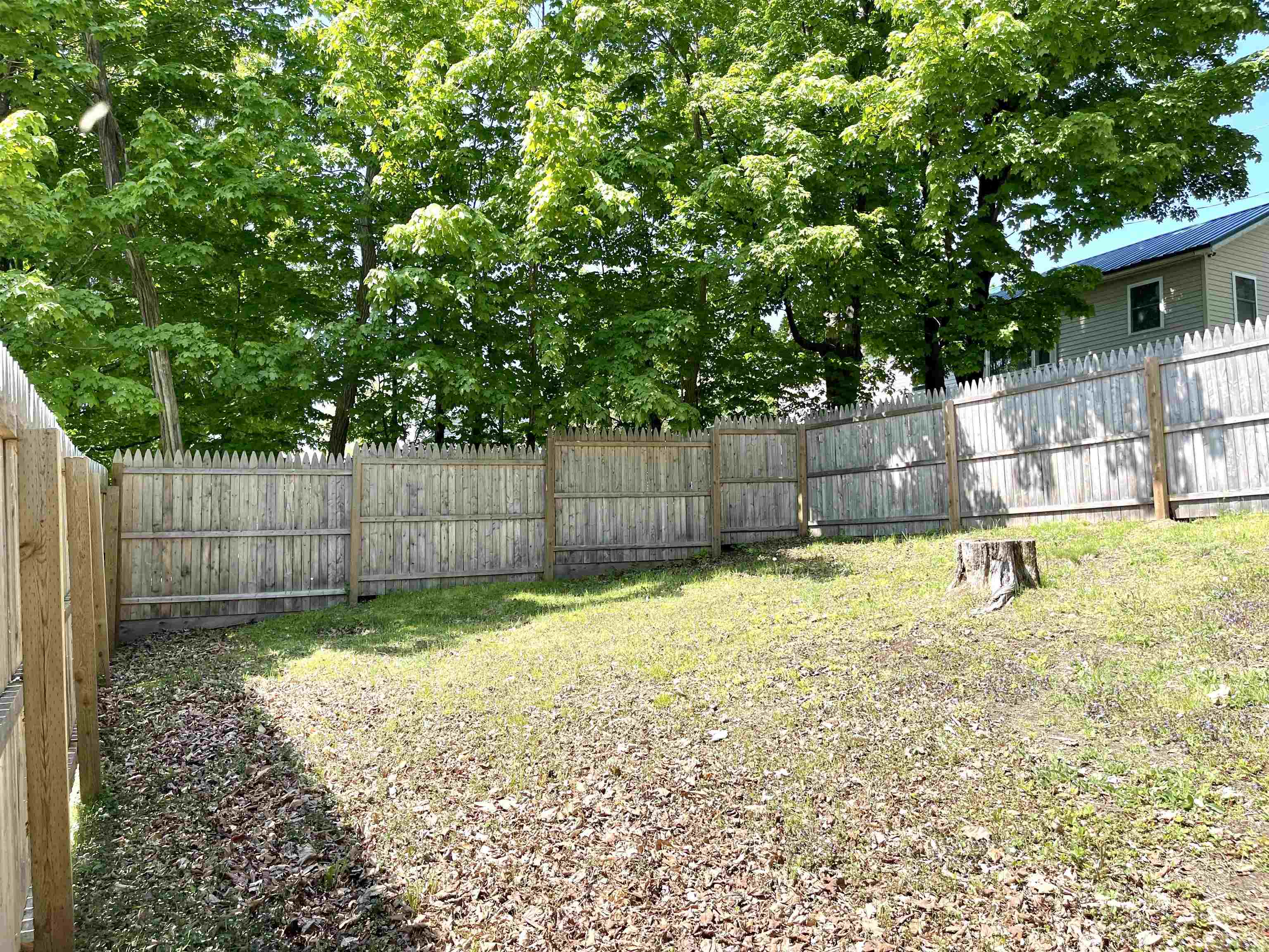 13 High St, Northumberland, NH 03582