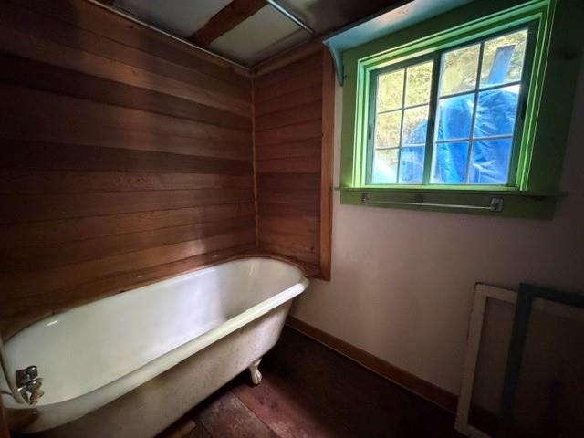 34 Blake Rd, Weare, NH 03281