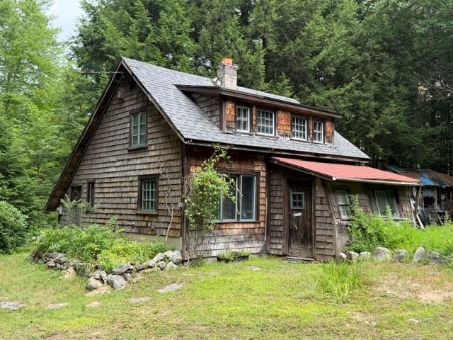 34 Blake Rd, Weare, NH 03281