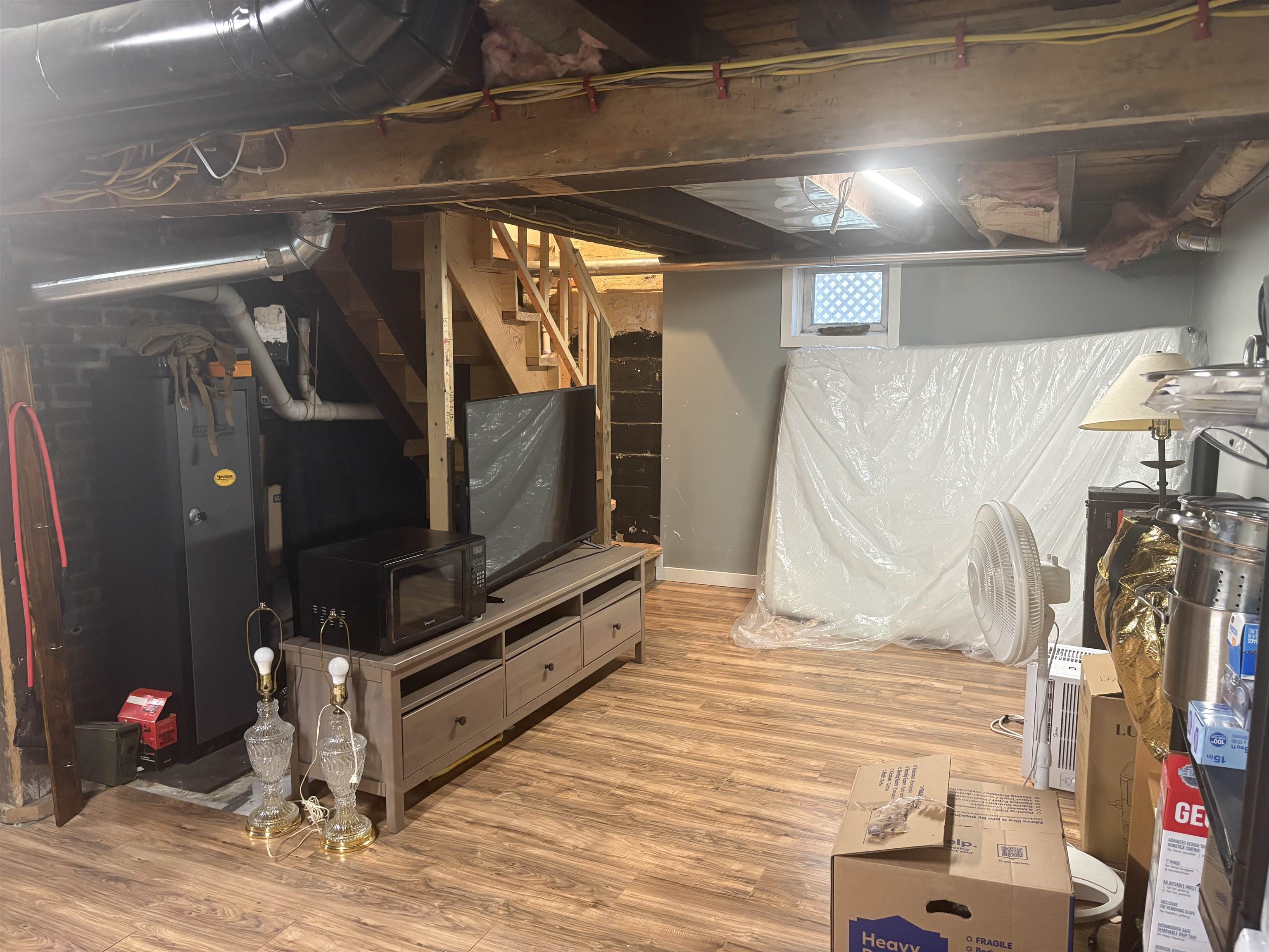 Finished Basement Space 25997139
