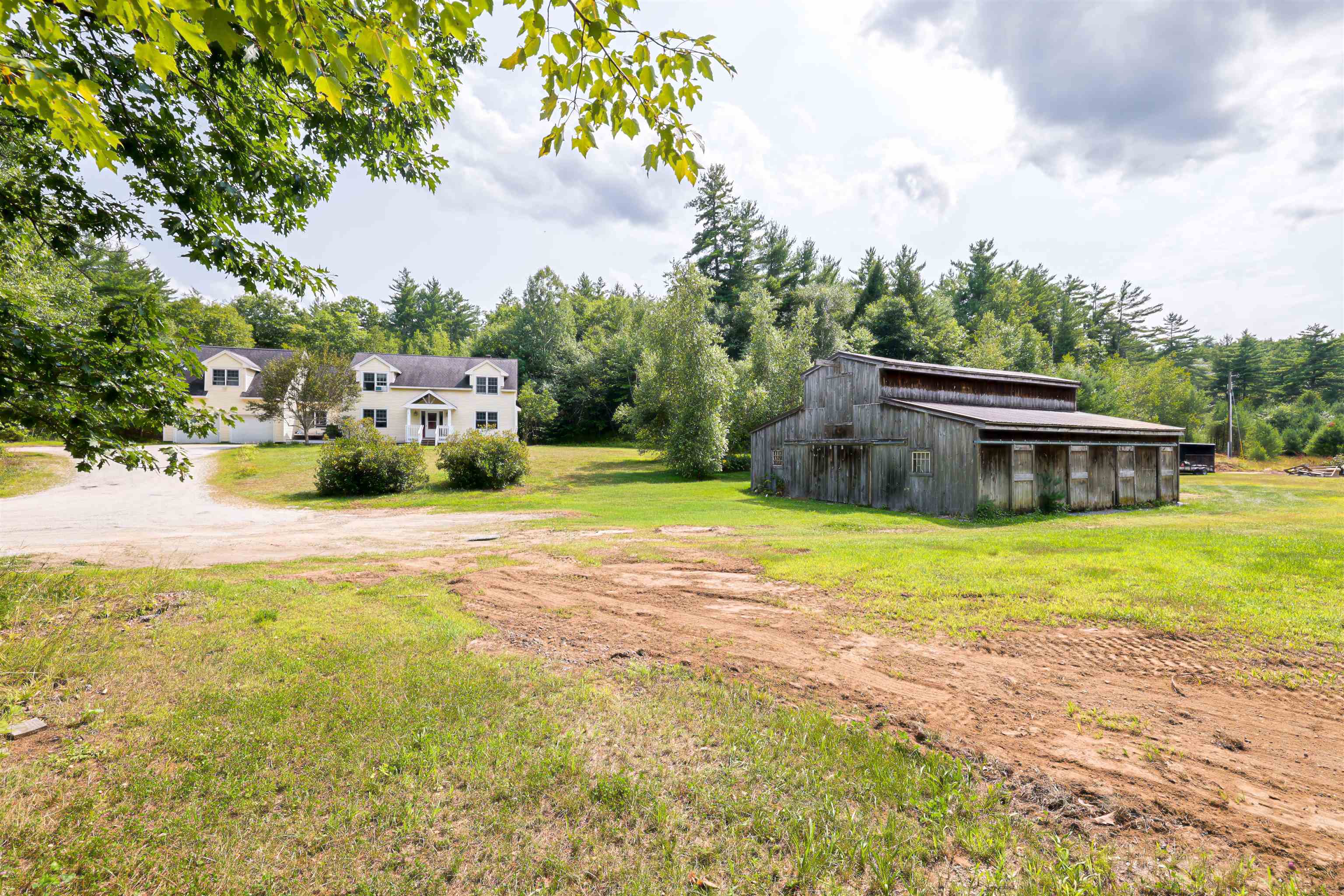 53 Buzzell Hill Rd, Weare, NH 03281