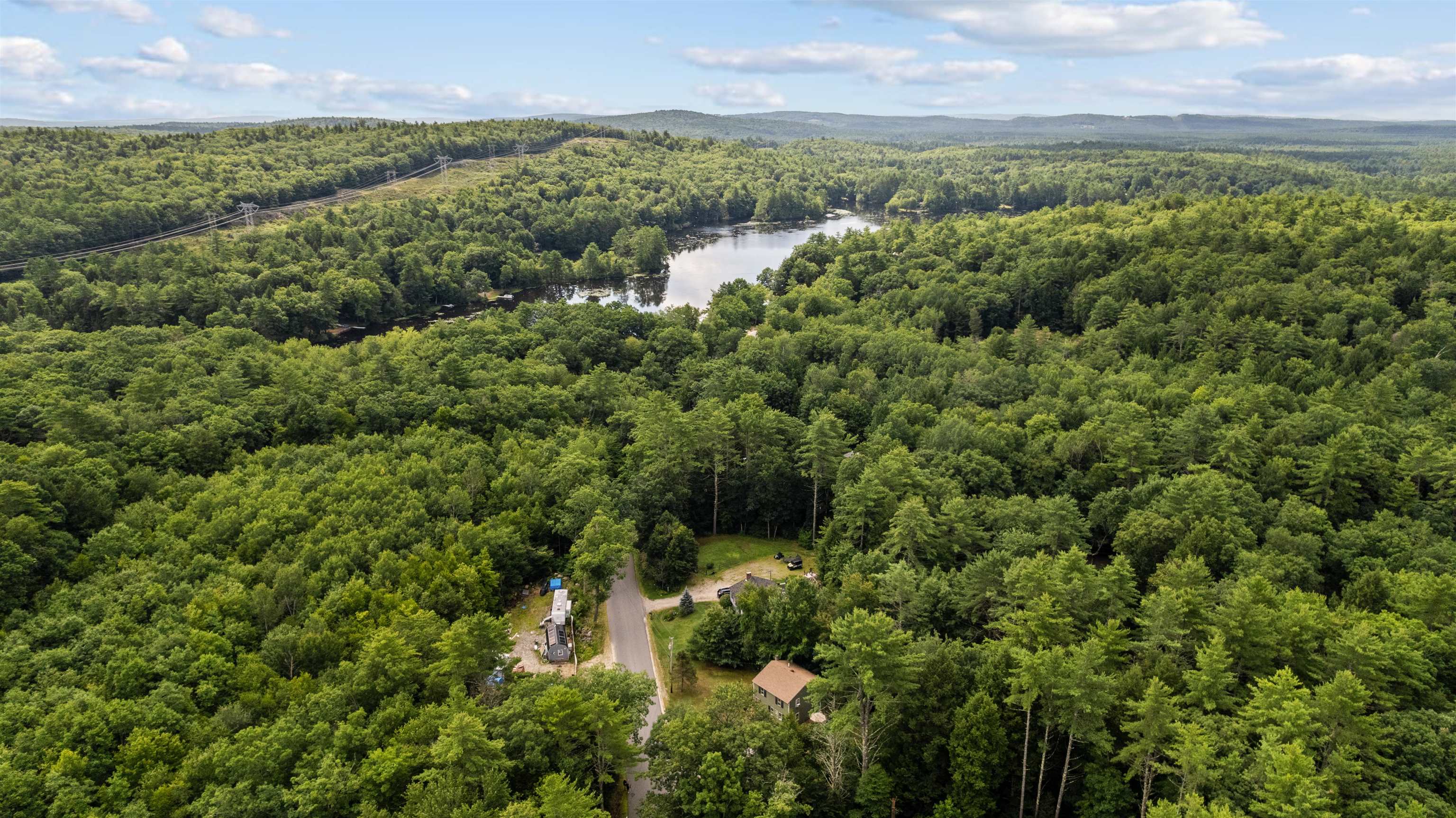 581 Deer Meadow Rd, Webster, NH 03303