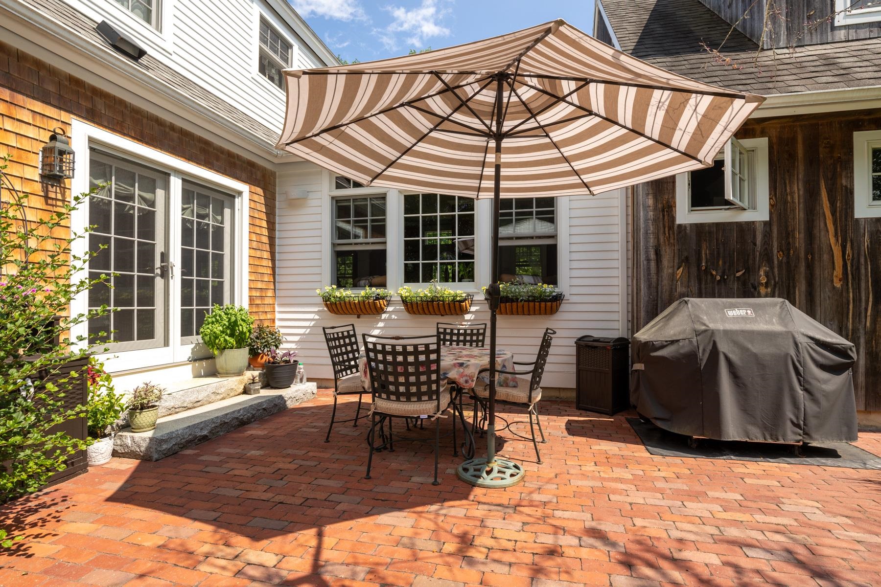 1539 Province Rd, Strafford, NH 03884
