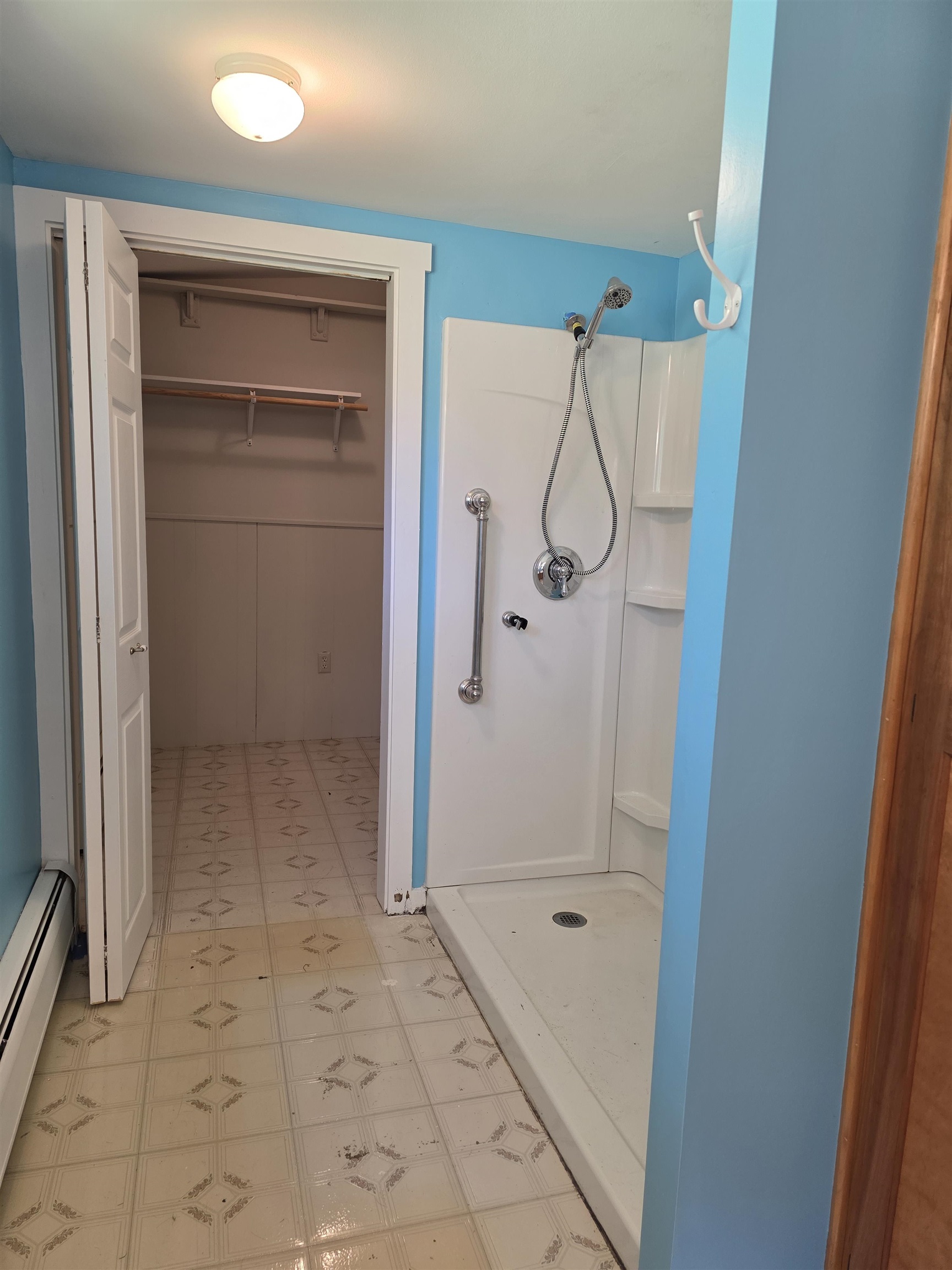 209 Sixth St, Dover, NH 03820