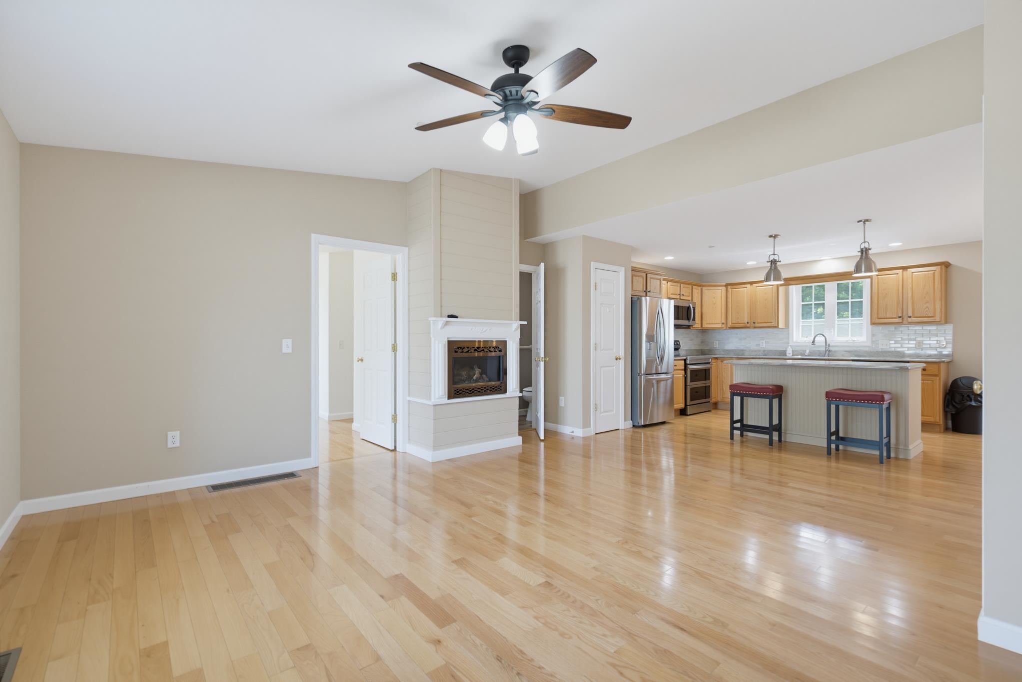 42 Iris Ln, Loudon, NH 03307