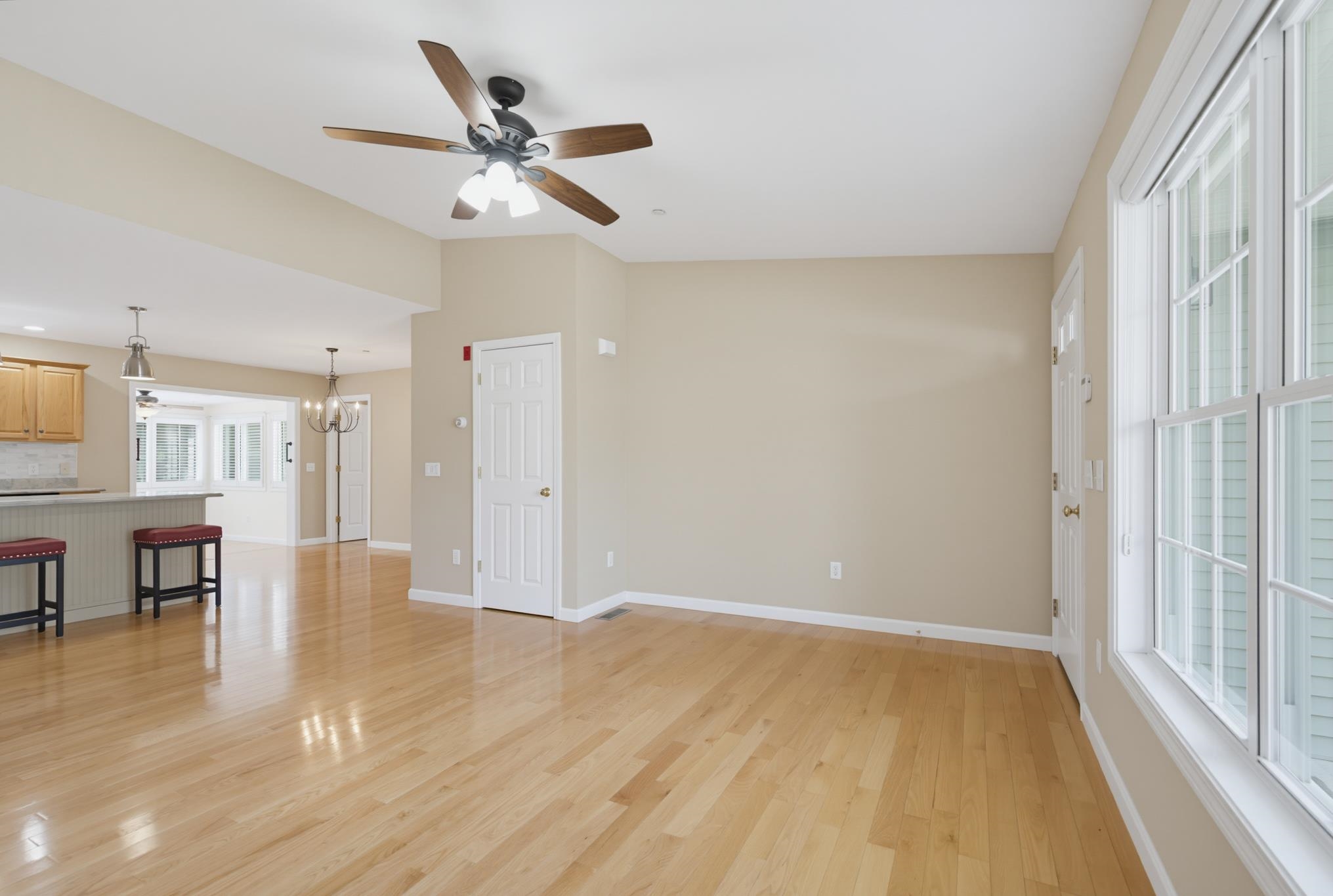 42 Iris Ln, Loudon, NH 03307
