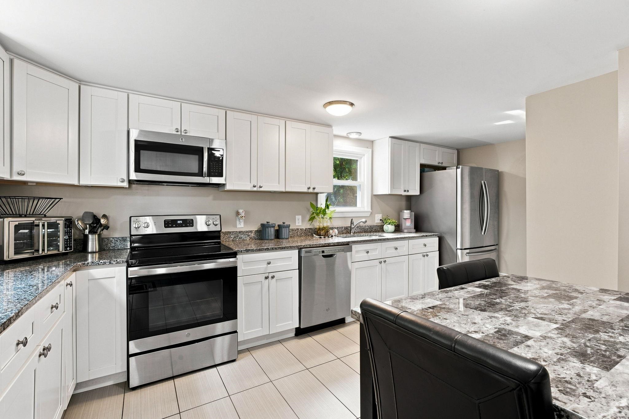 1000 Greenland Rd, Portsmouth, NH 03801