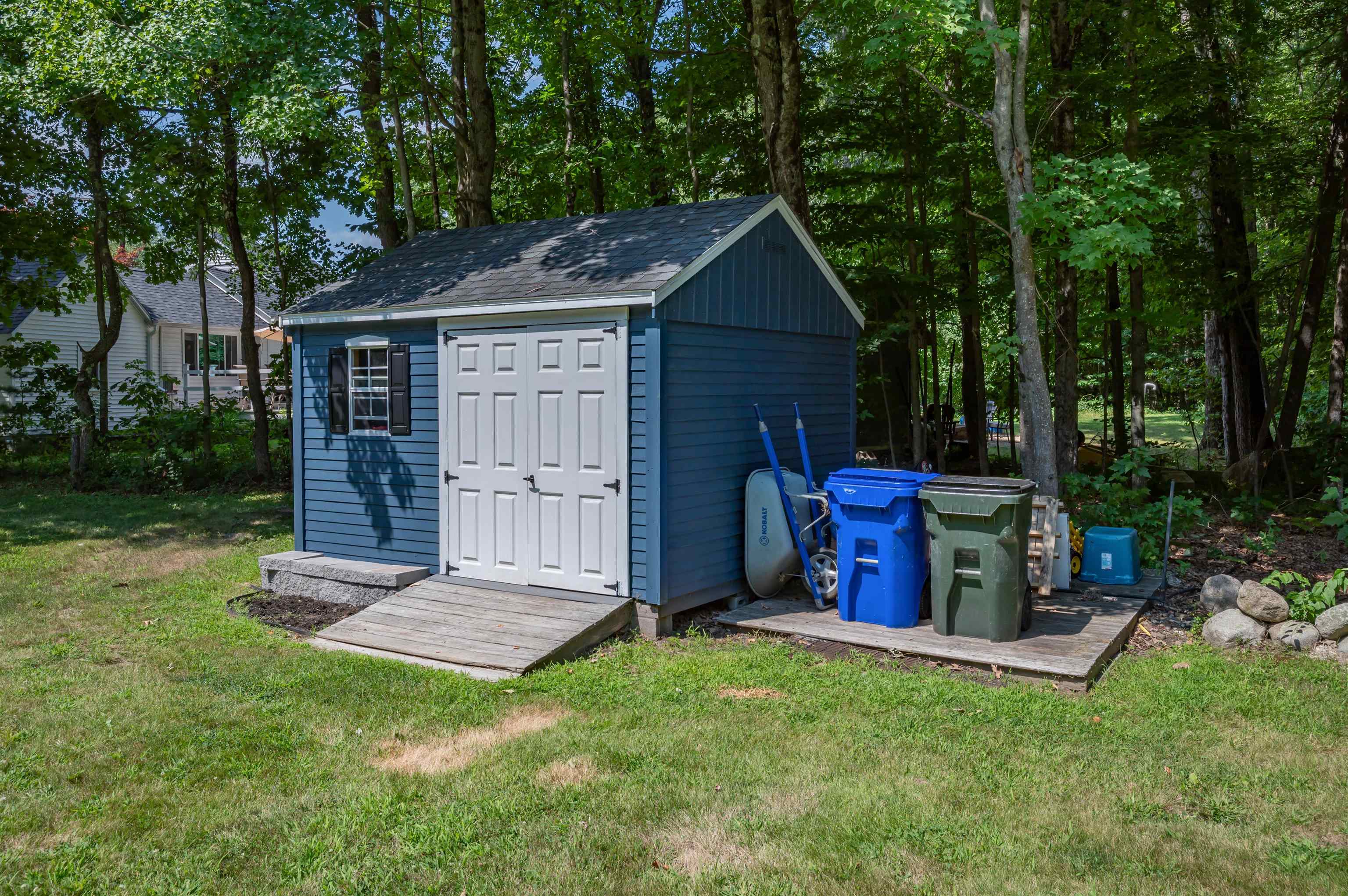 52 Albin Rd, Bow, NH 03304