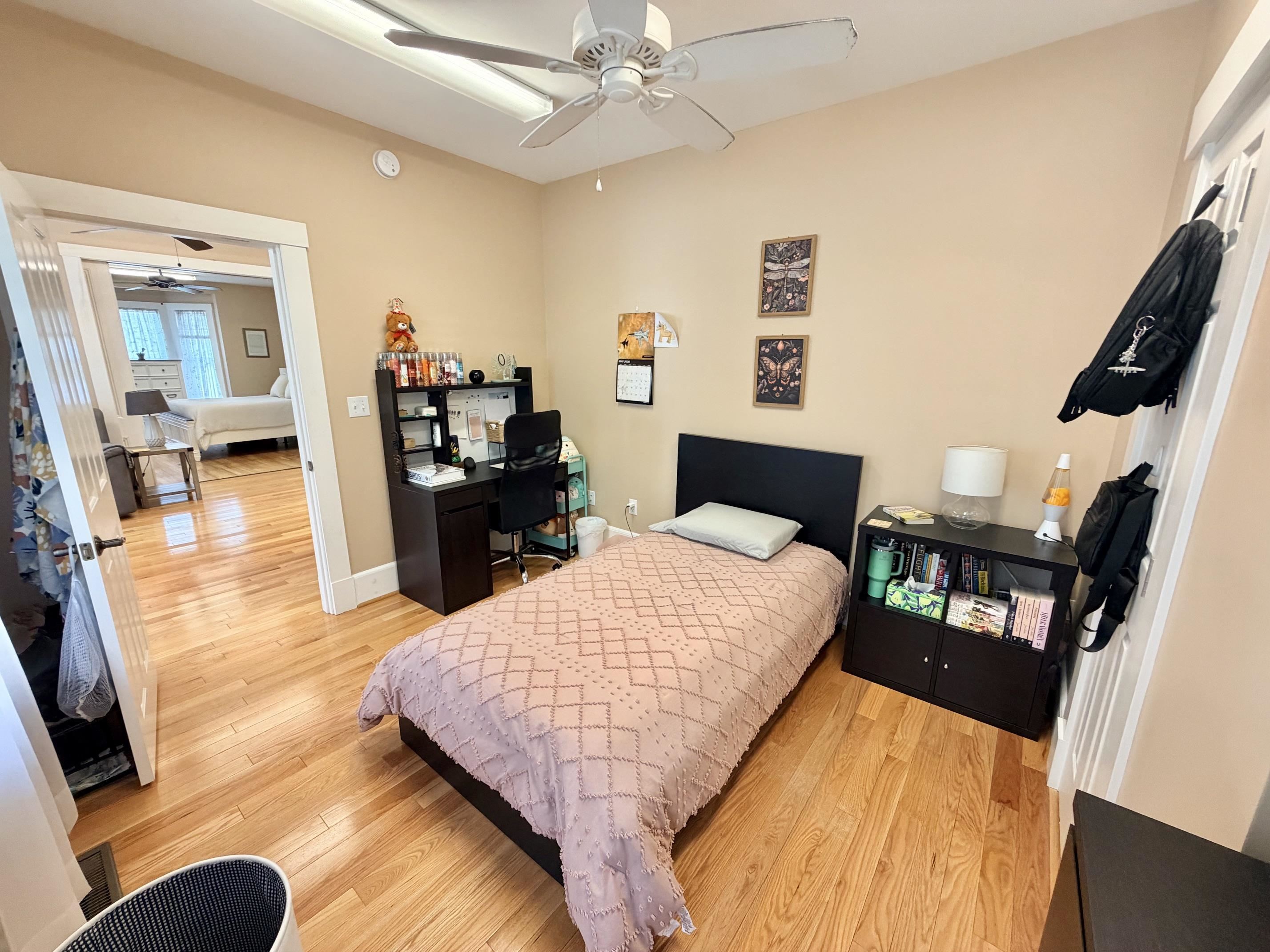 195 S Main St, Newmarket, NH 03857