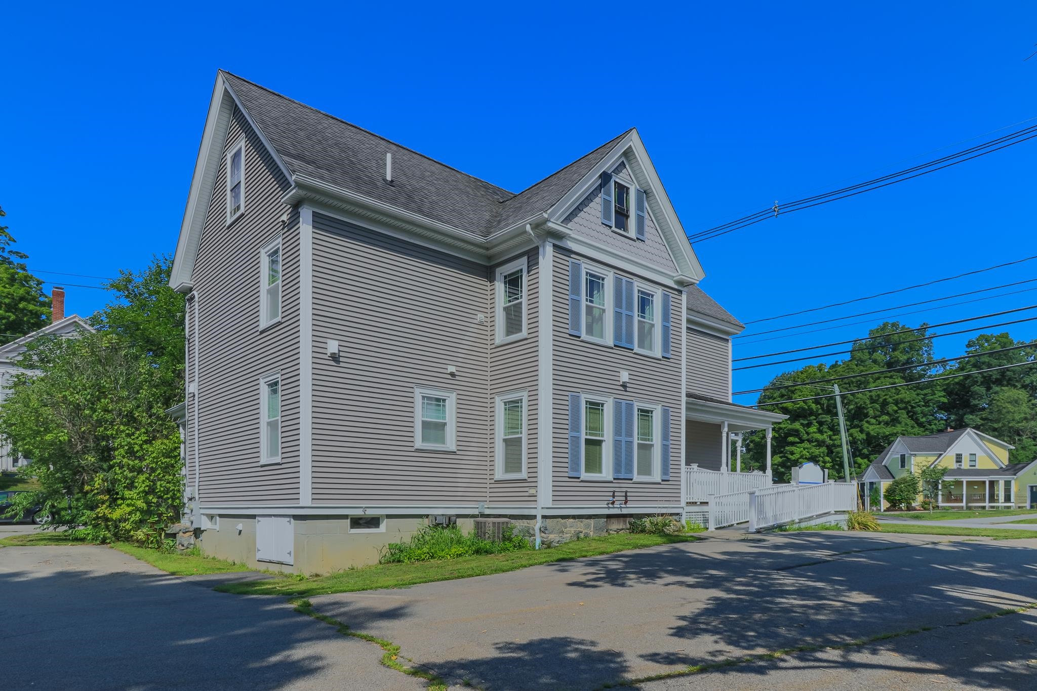 195 S Main Street, Newmarket, NH photo 5