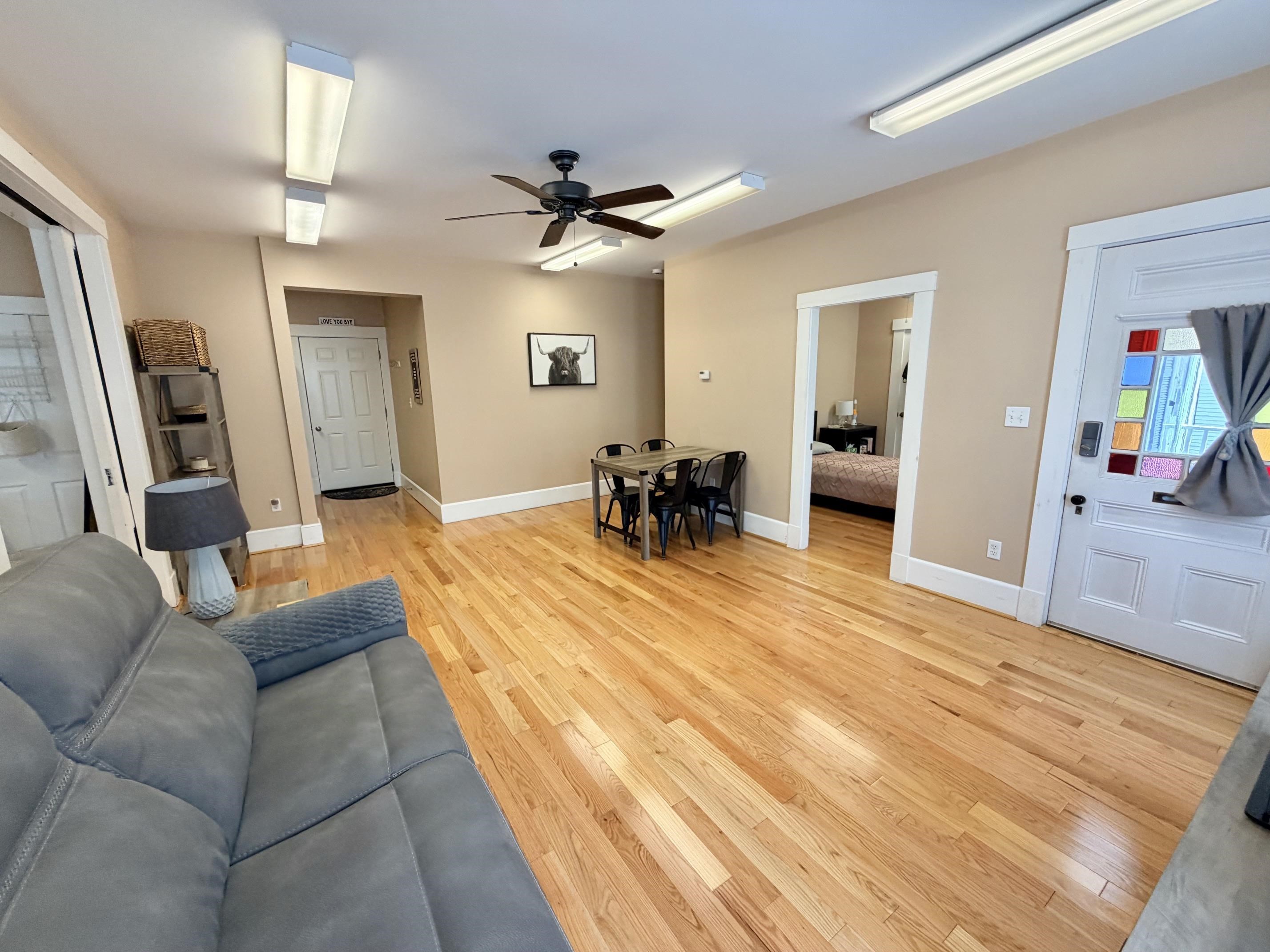 195 S Main St, Newmarket, NH 03857