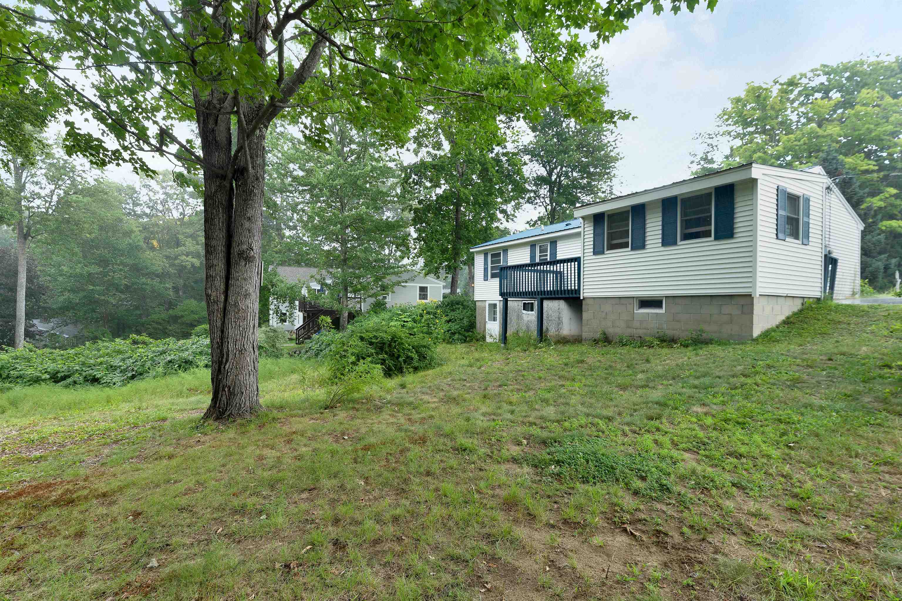 11 Massachusetts Ave, Meredith, NH 03253
