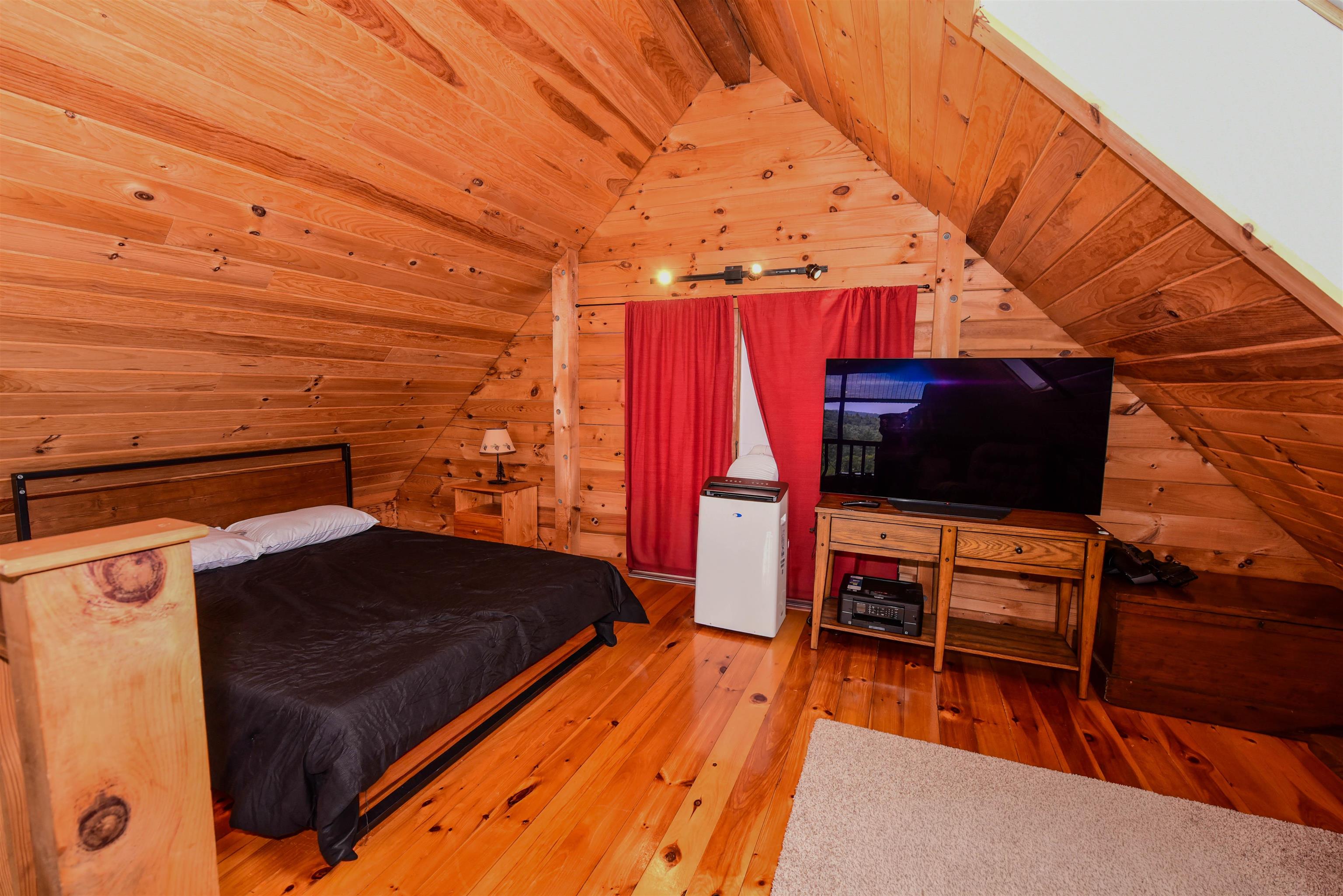 86 Rumney Hill Rd, Effingham, NH 03882