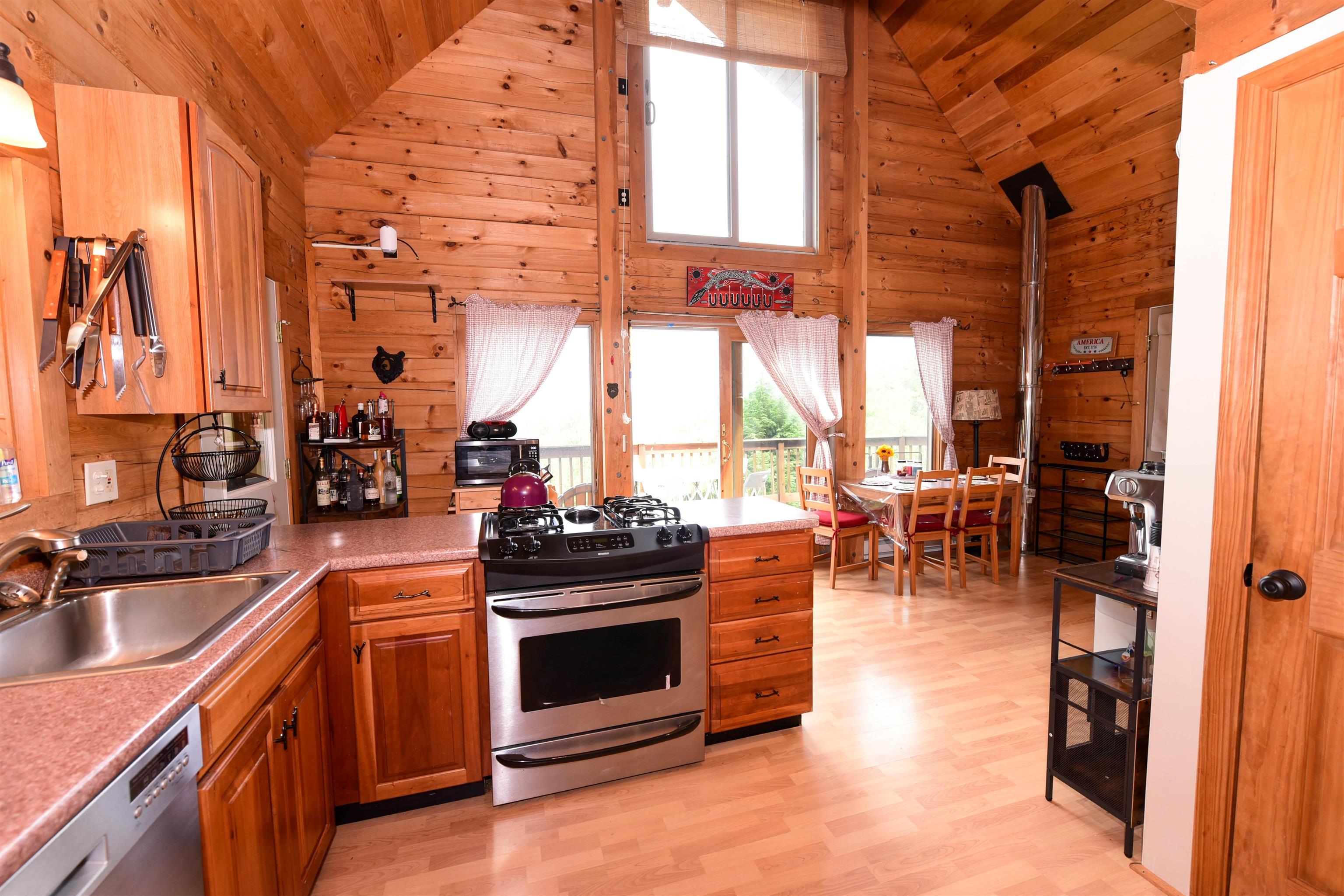 86 Rumney Hill Rd, Effingham, NH 03882