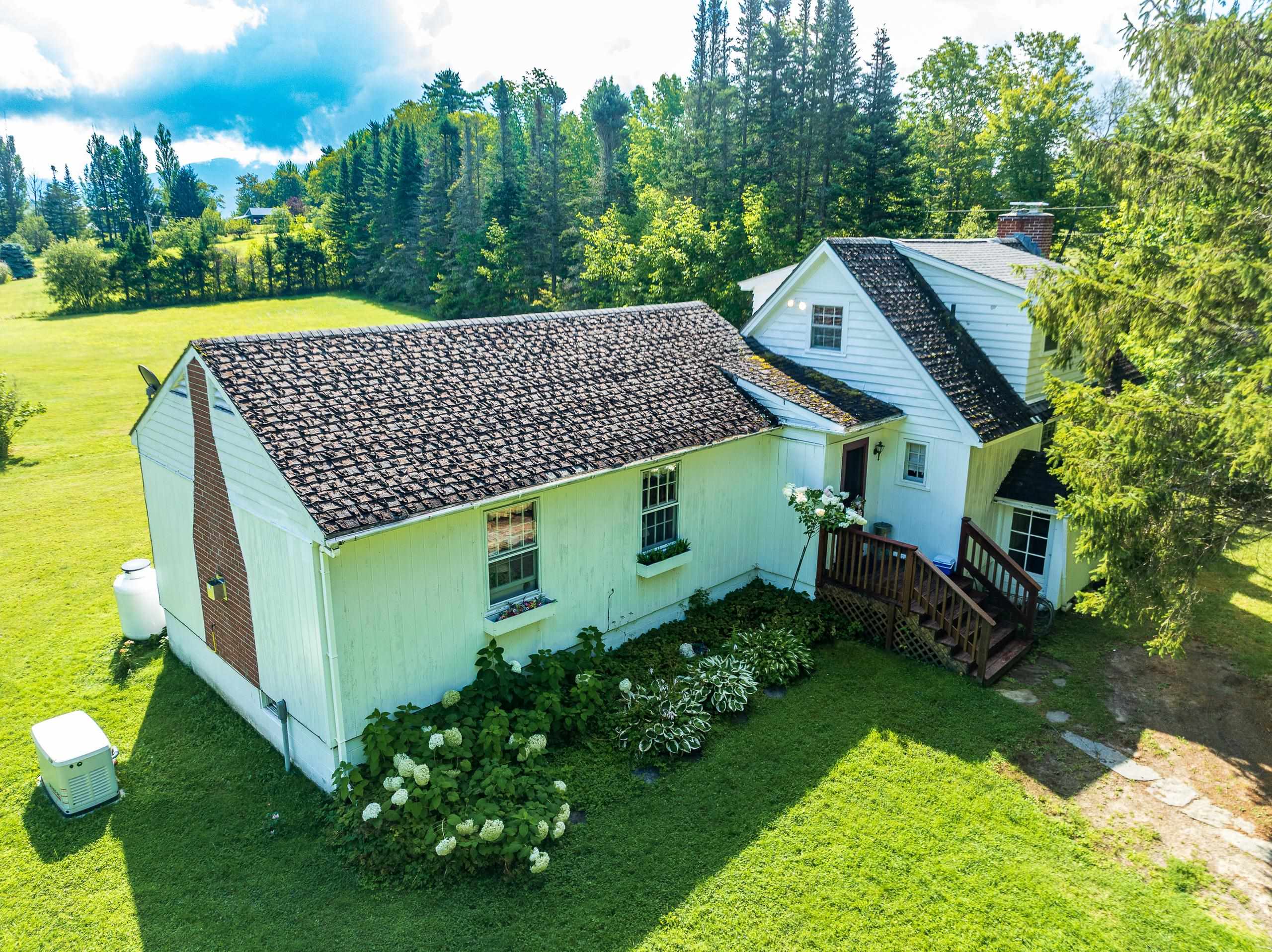 Photo 3 of Single family home for sale at 635 Hadley Rd, Sugar Hill, NH 03586 | MLS# 5105058 | Listing updated on 2026-10-08