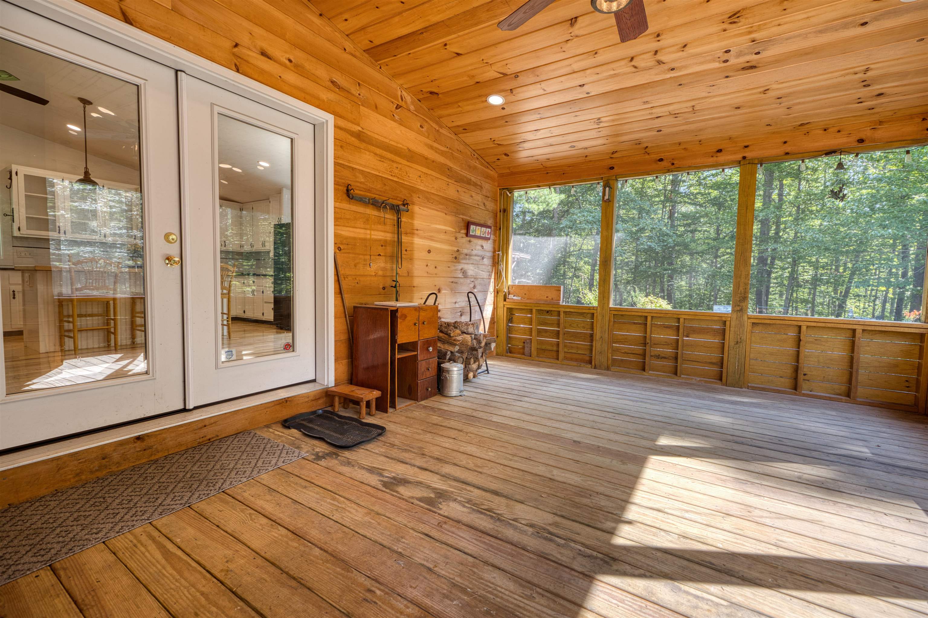 80 Effingham Rd, Ossipee, NH 03864