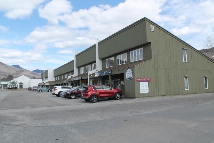 78 Main St #4 & 4A, Lincoln, NH 03251