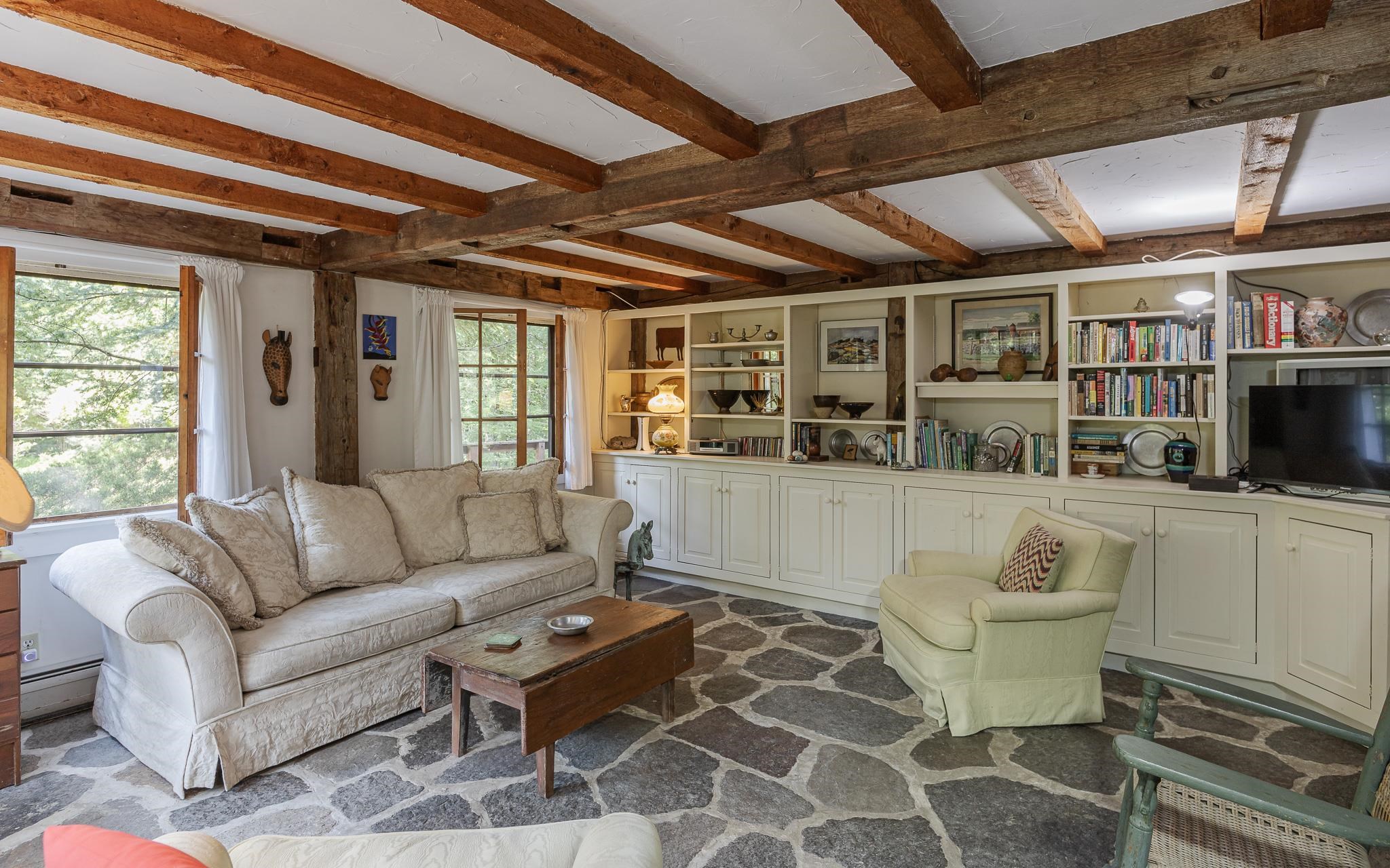 180 Washington Pond Rd, Marlow, NH 03456
