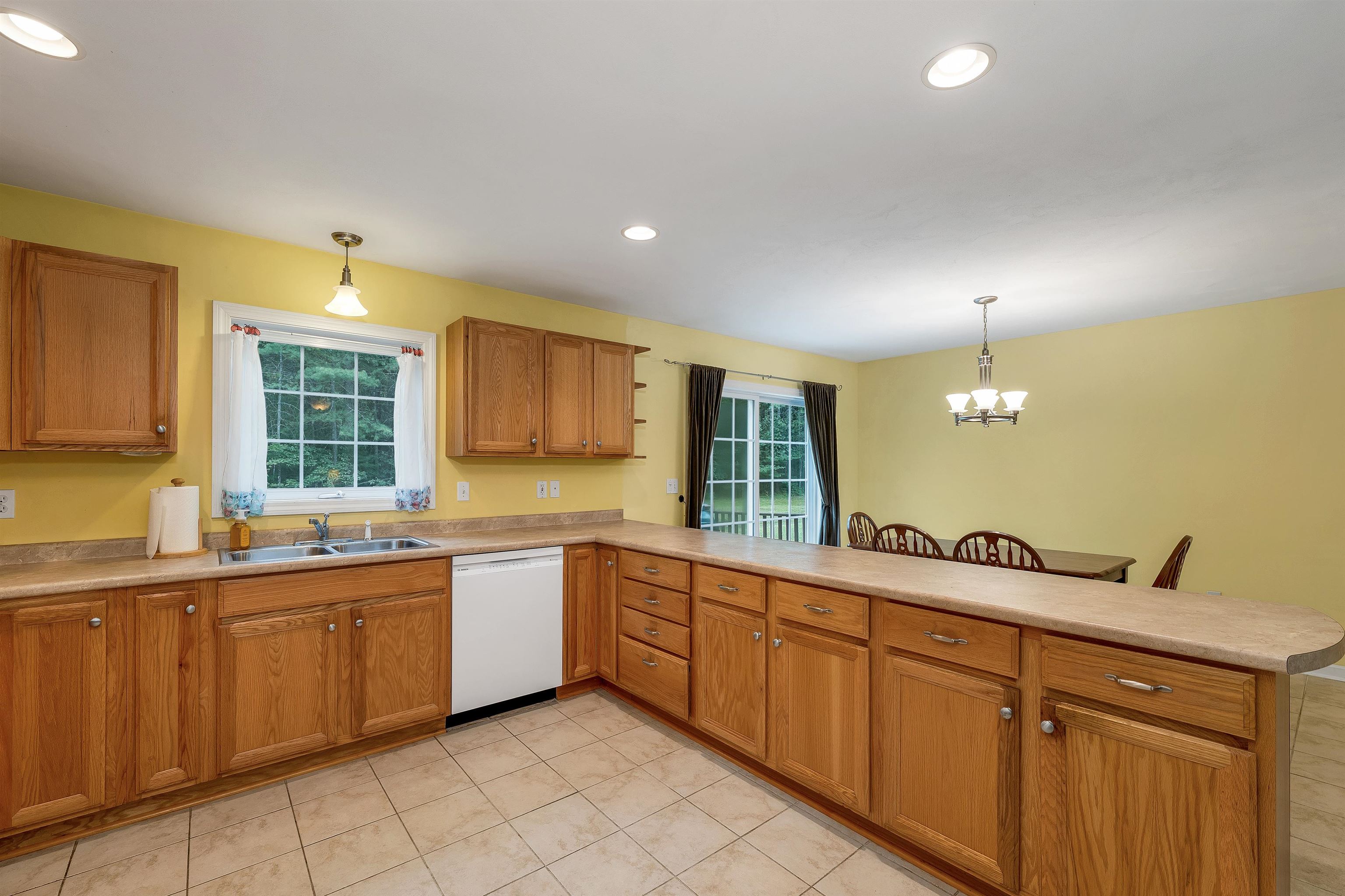 13 Blueberry Rd, Ossipee, NH 03814