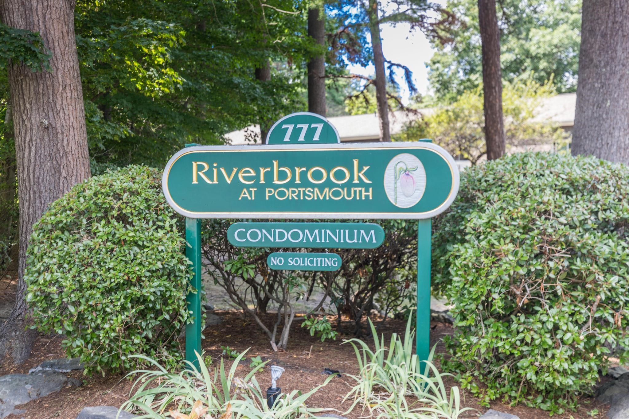 777 Middle Rd #60, Portsmouth, NH 03801
