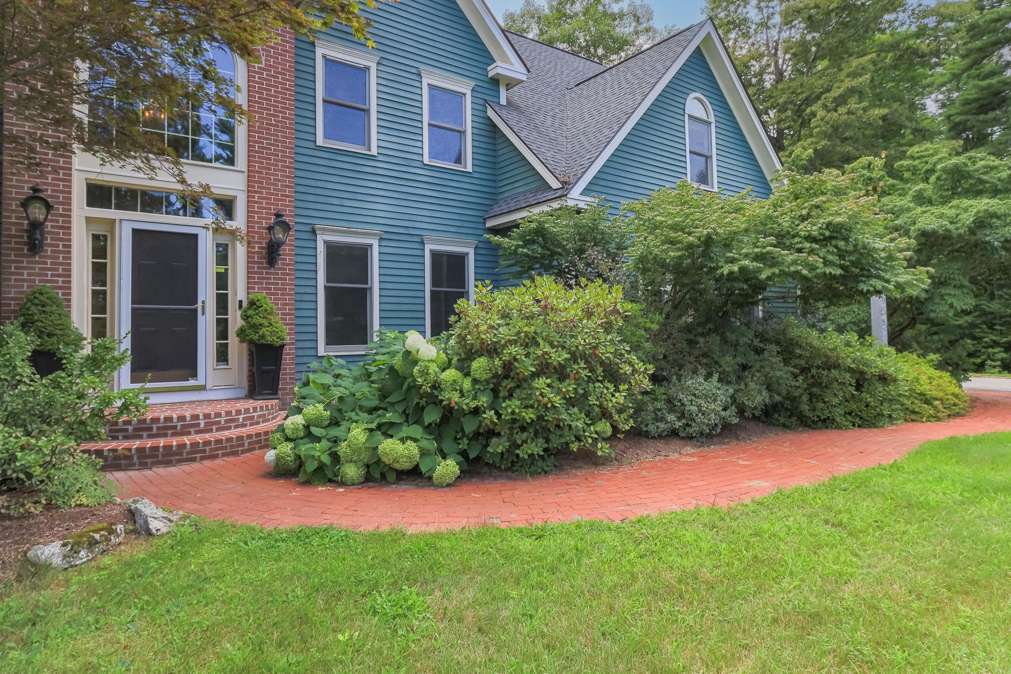 7 Wilson Meadow Rd, Bow, NH 03304