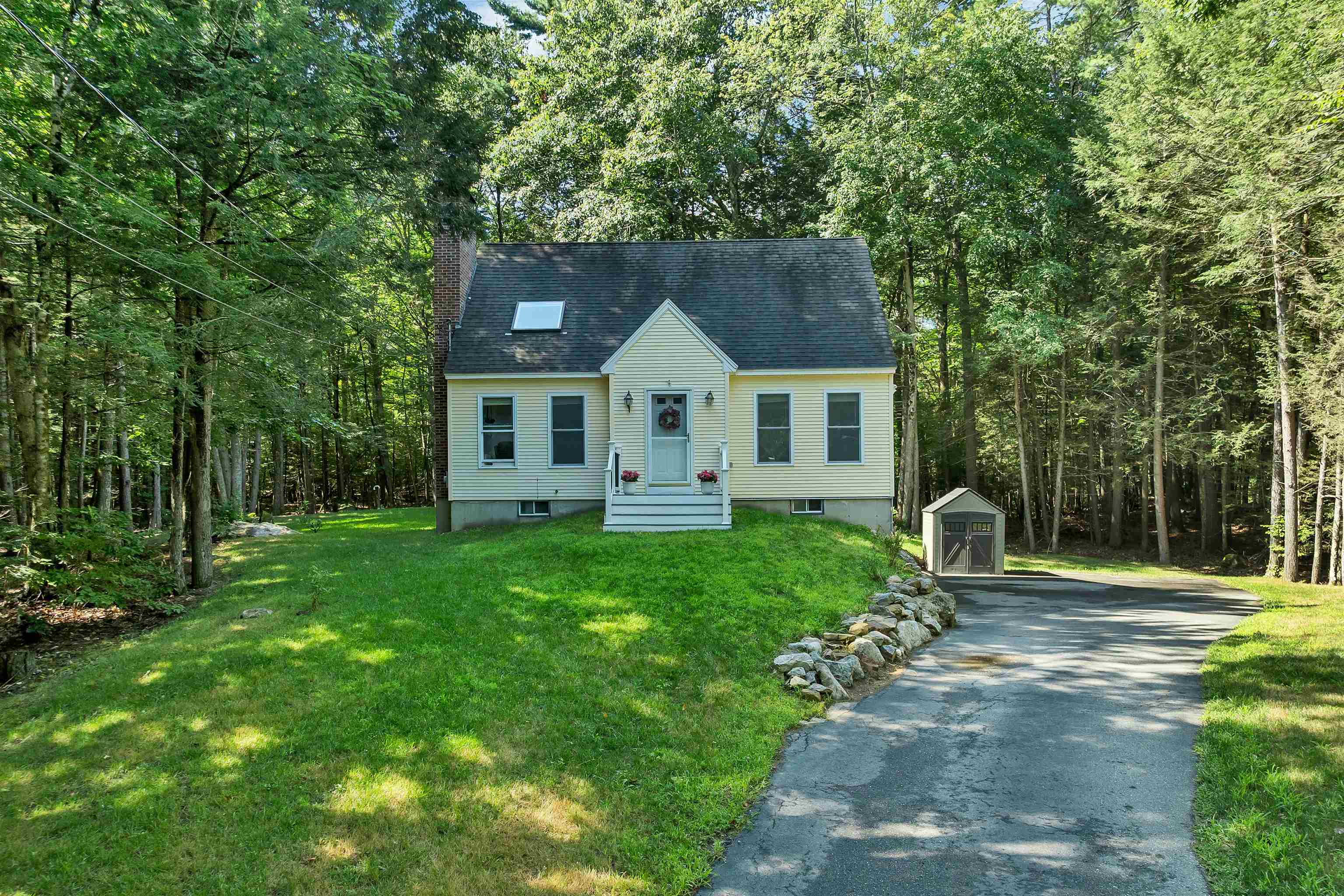 26 Gedney Ct, Alton, NH 03810