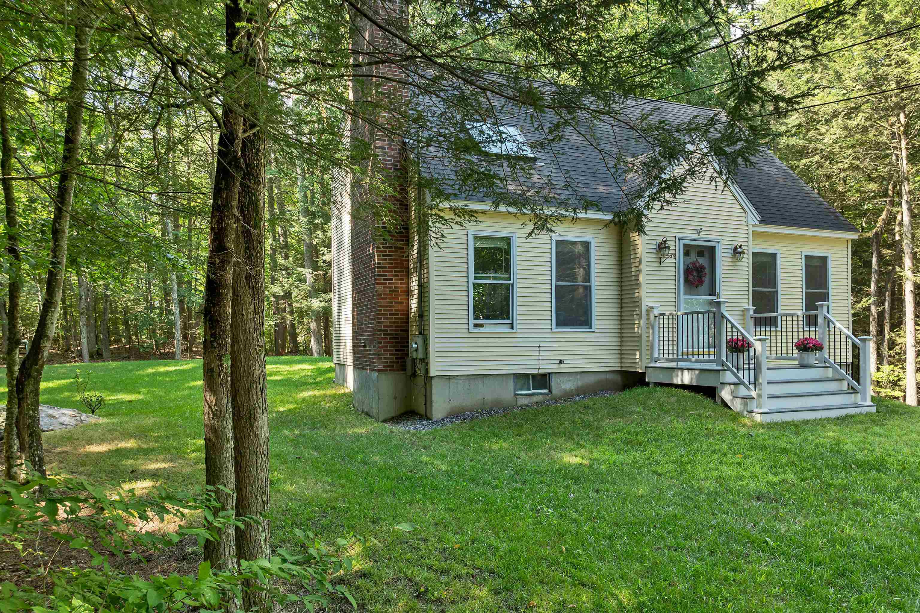 26 Gedney Ct, Alton, NH 03810