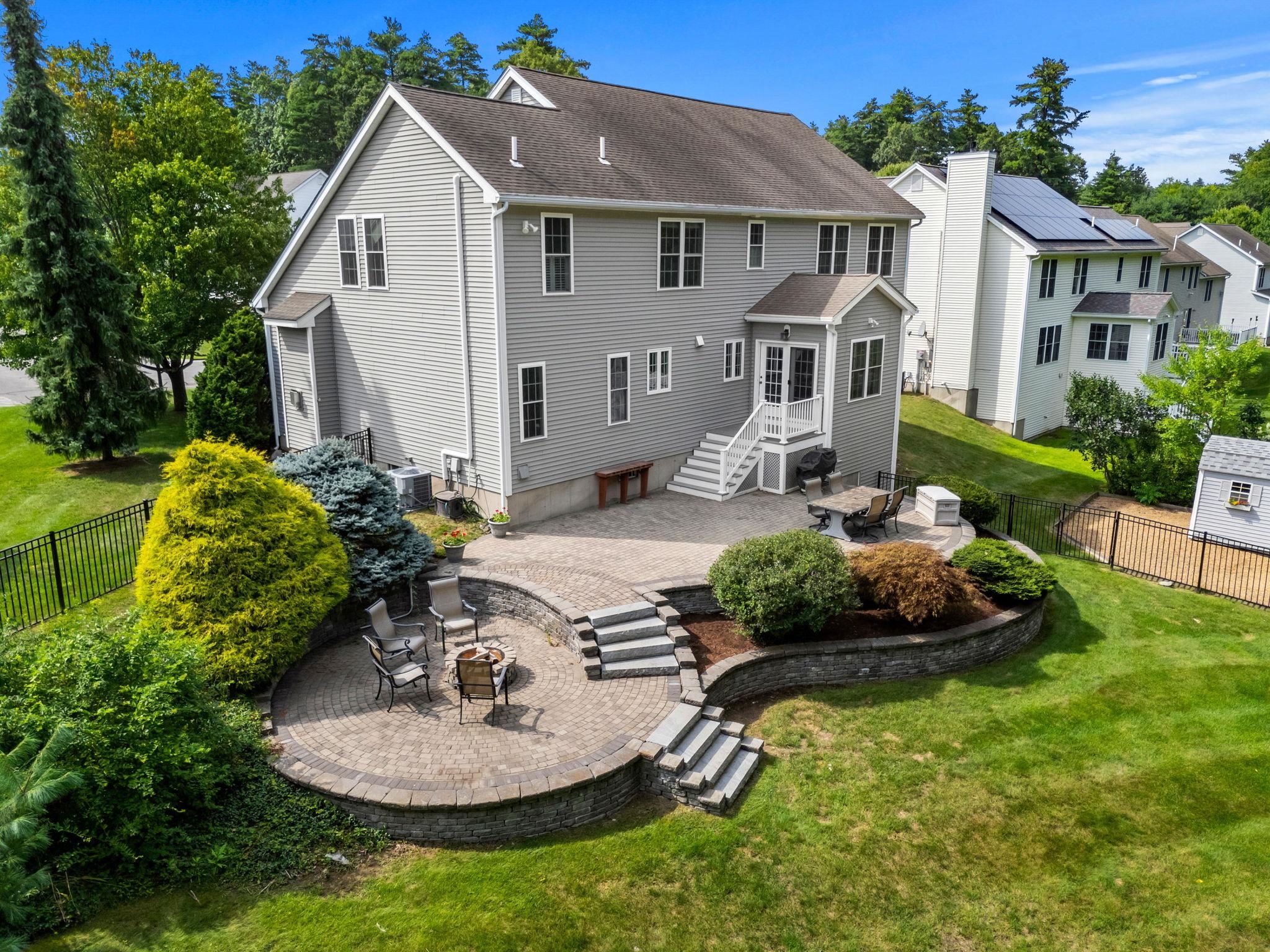 21 Daylily Dr, Nashua, NH 03062