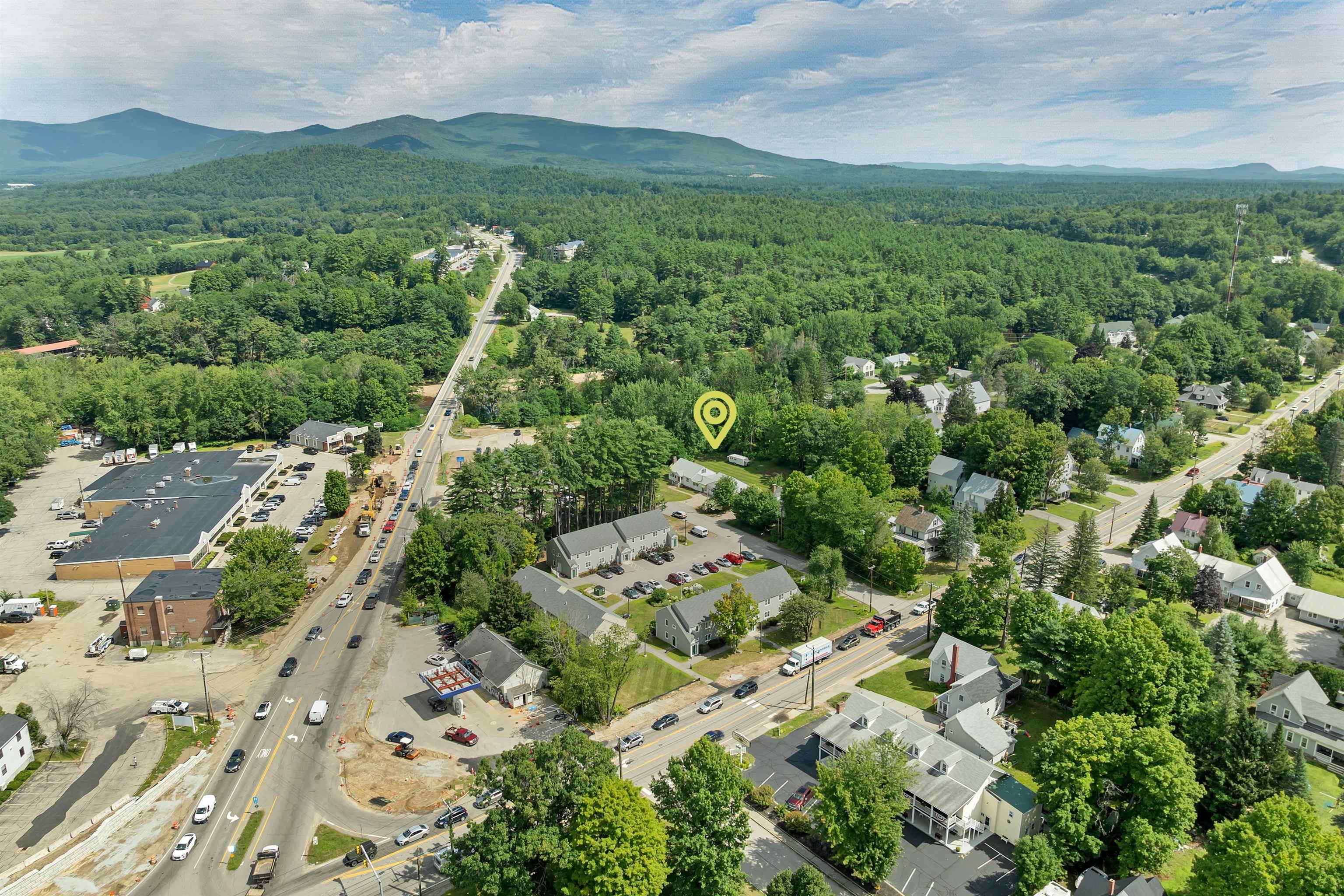 27 Village Ln, Conway, NH 03818