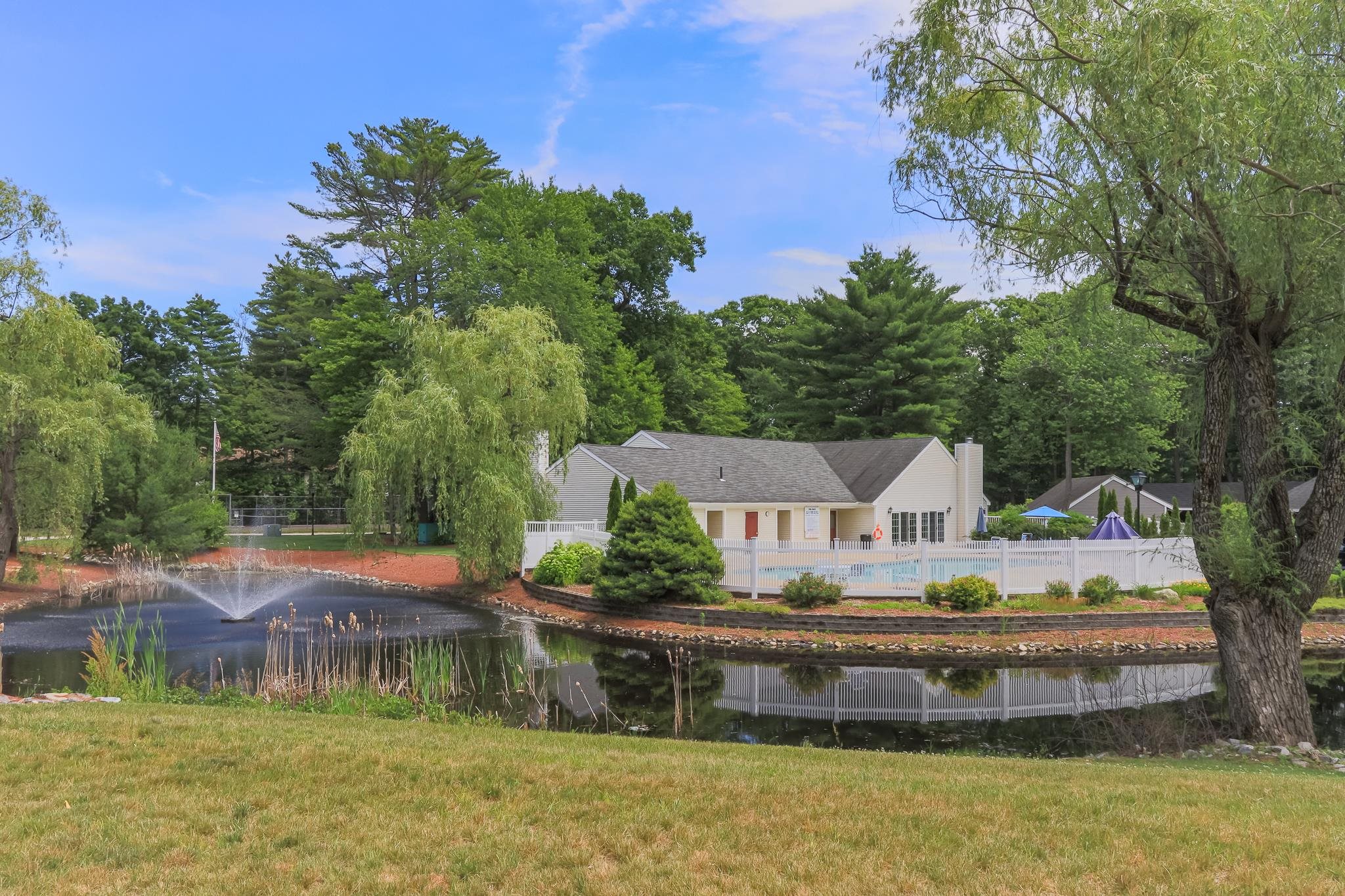 6 Northbrook Dr #609, Manchester, NH 03102