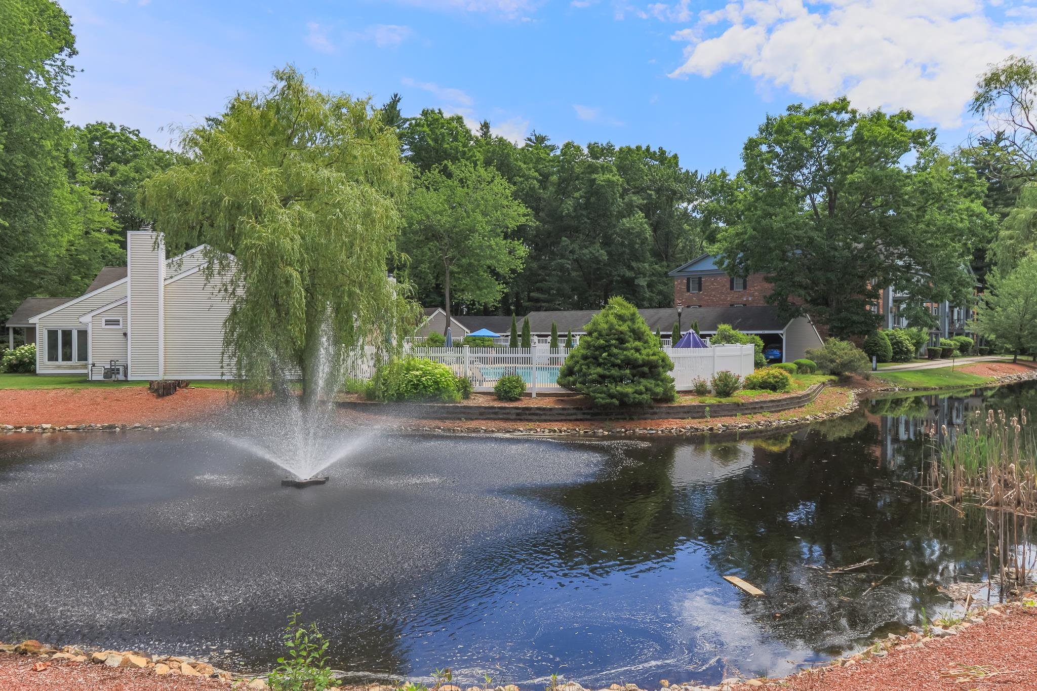 6 Northbrook Dr #609, Manchester, NH 03102