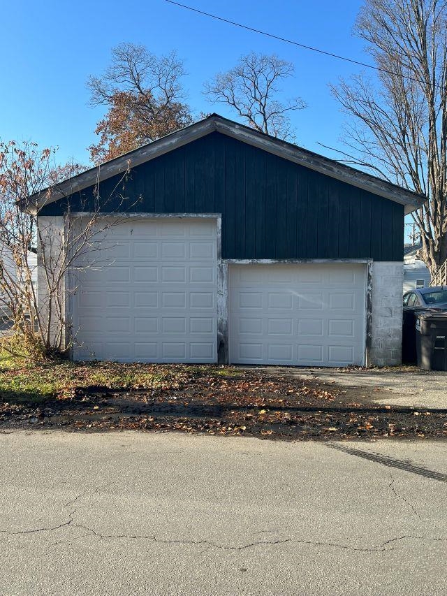 Garage 25988080