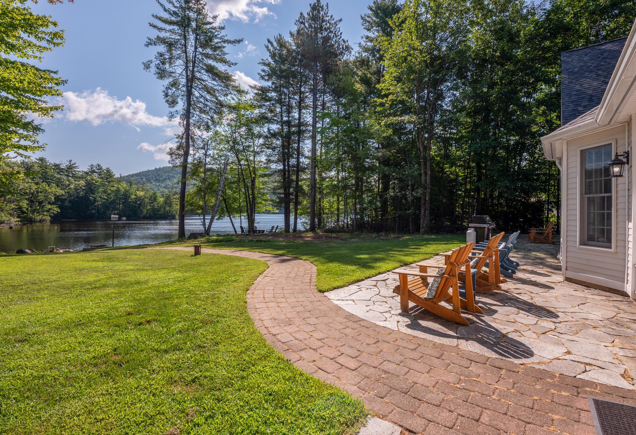 12 Keene Rd, Antrim, NH 03237