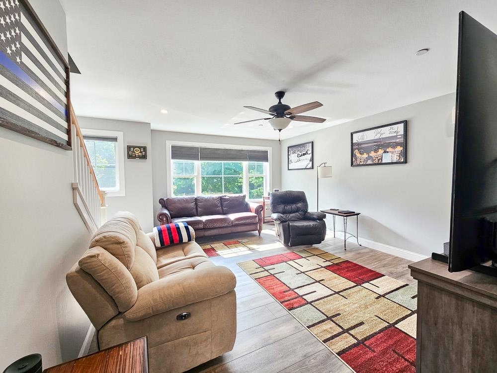25 Fownes Mill Ct, Rochester, NH 03867