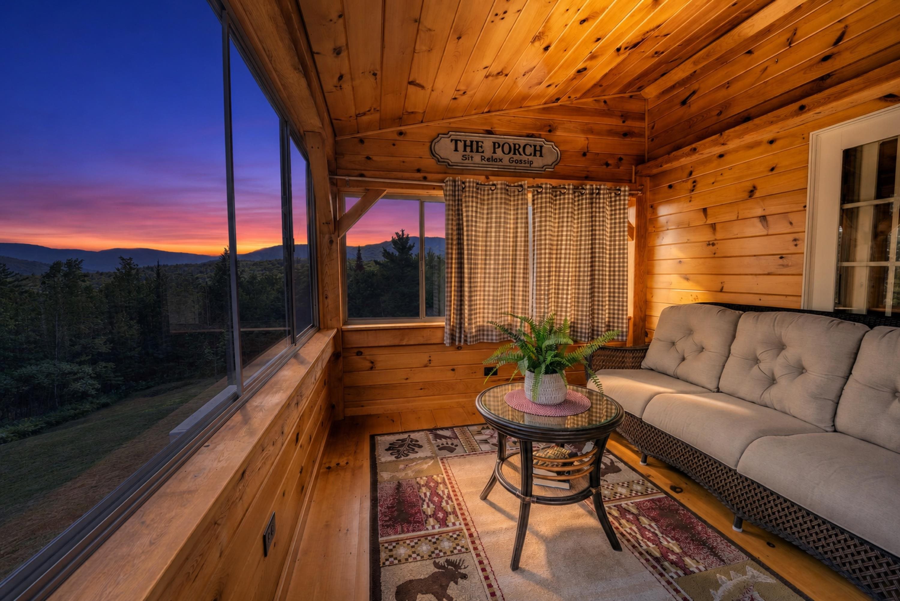 52 Rogers Rd, Hebron, NH 03241