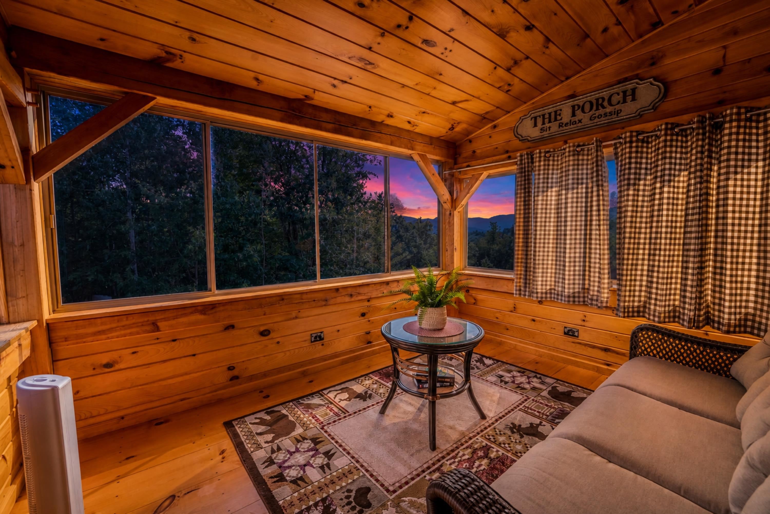 52 Rogers Rd, Hebron, NH 03241