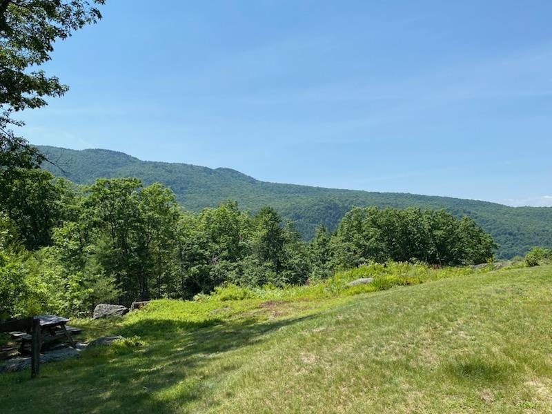 114 Park Ten Rd, Newbury, NH 03255