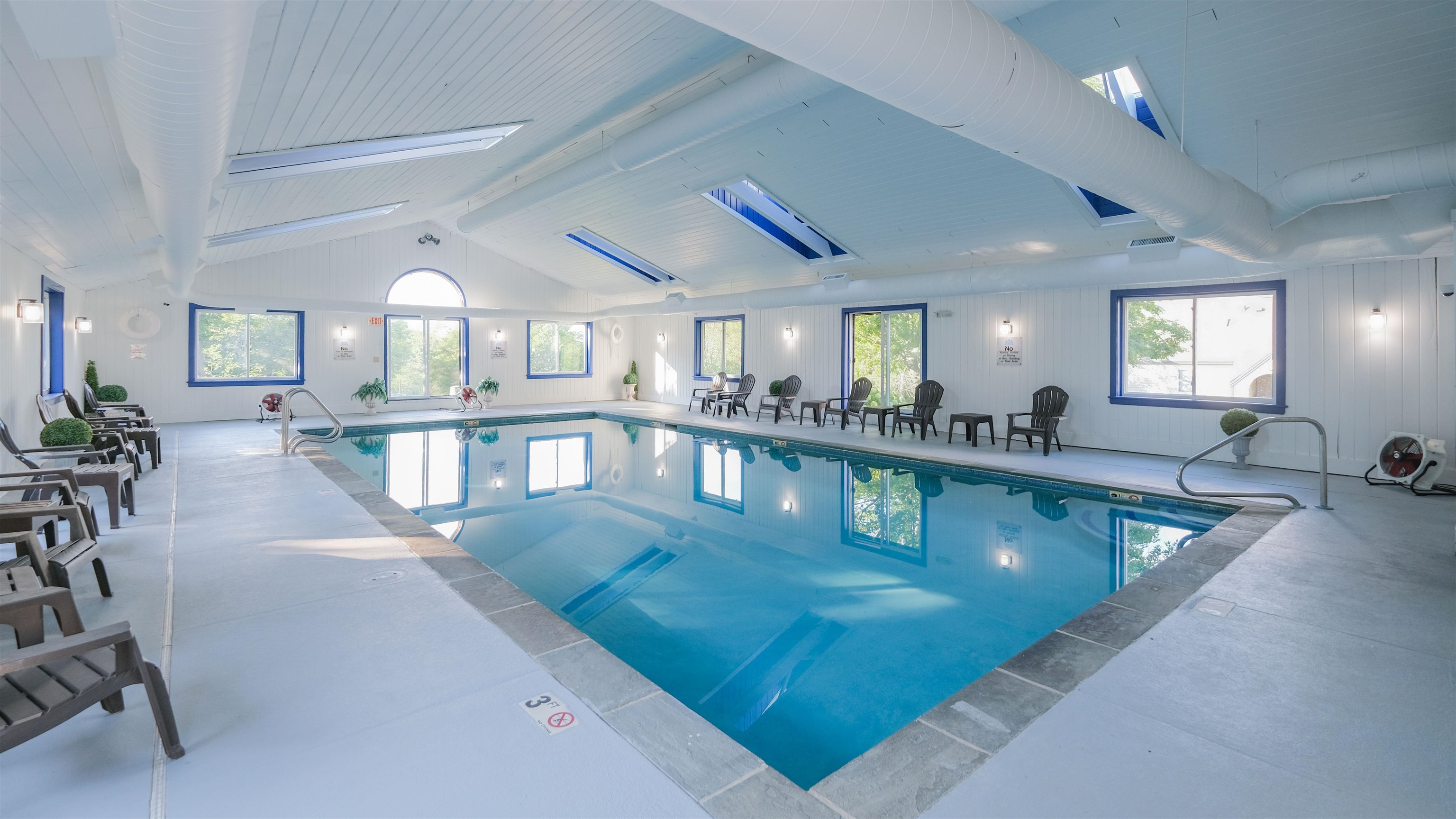 Heated Indoor Pool 26005909